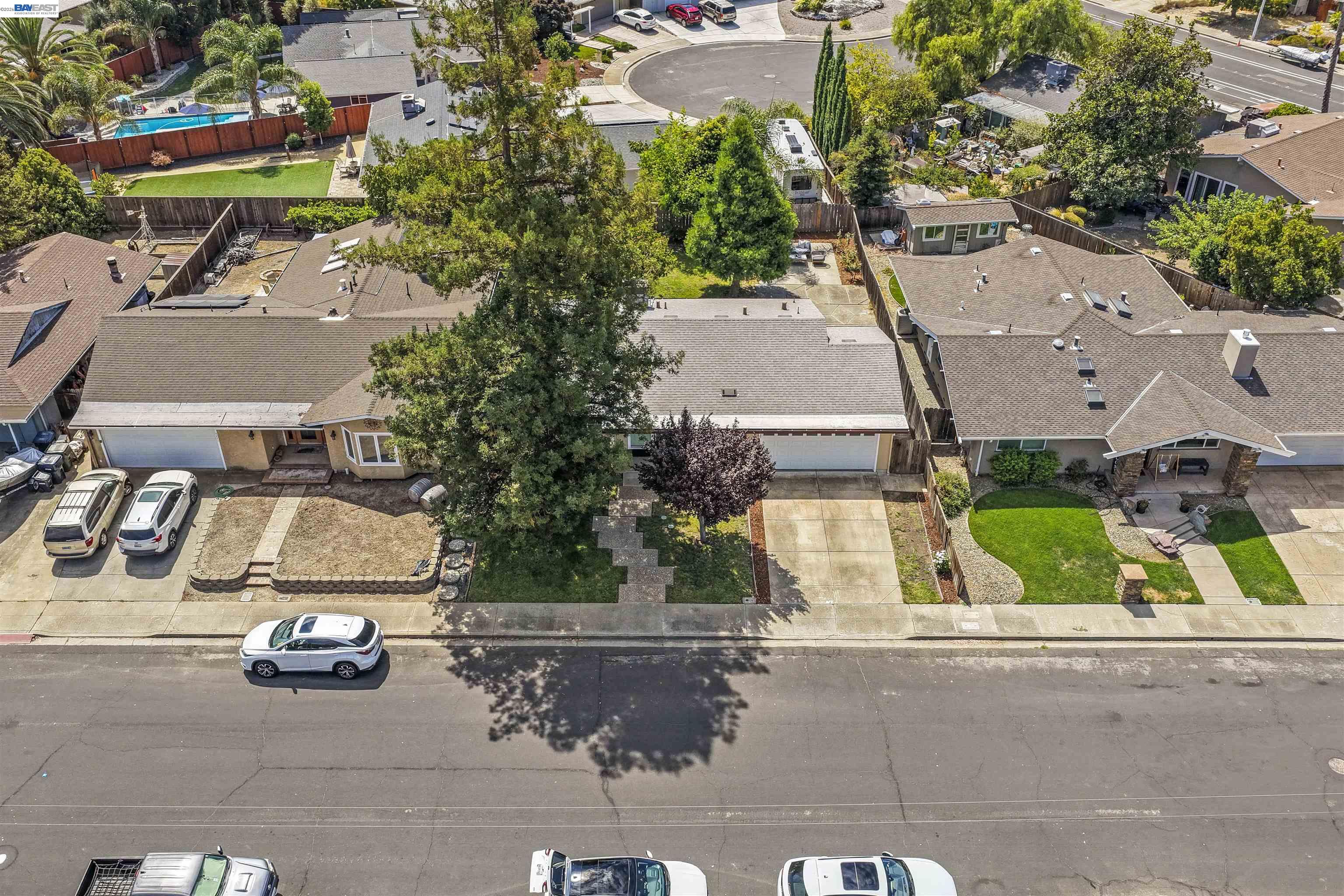 5253 Iris Way