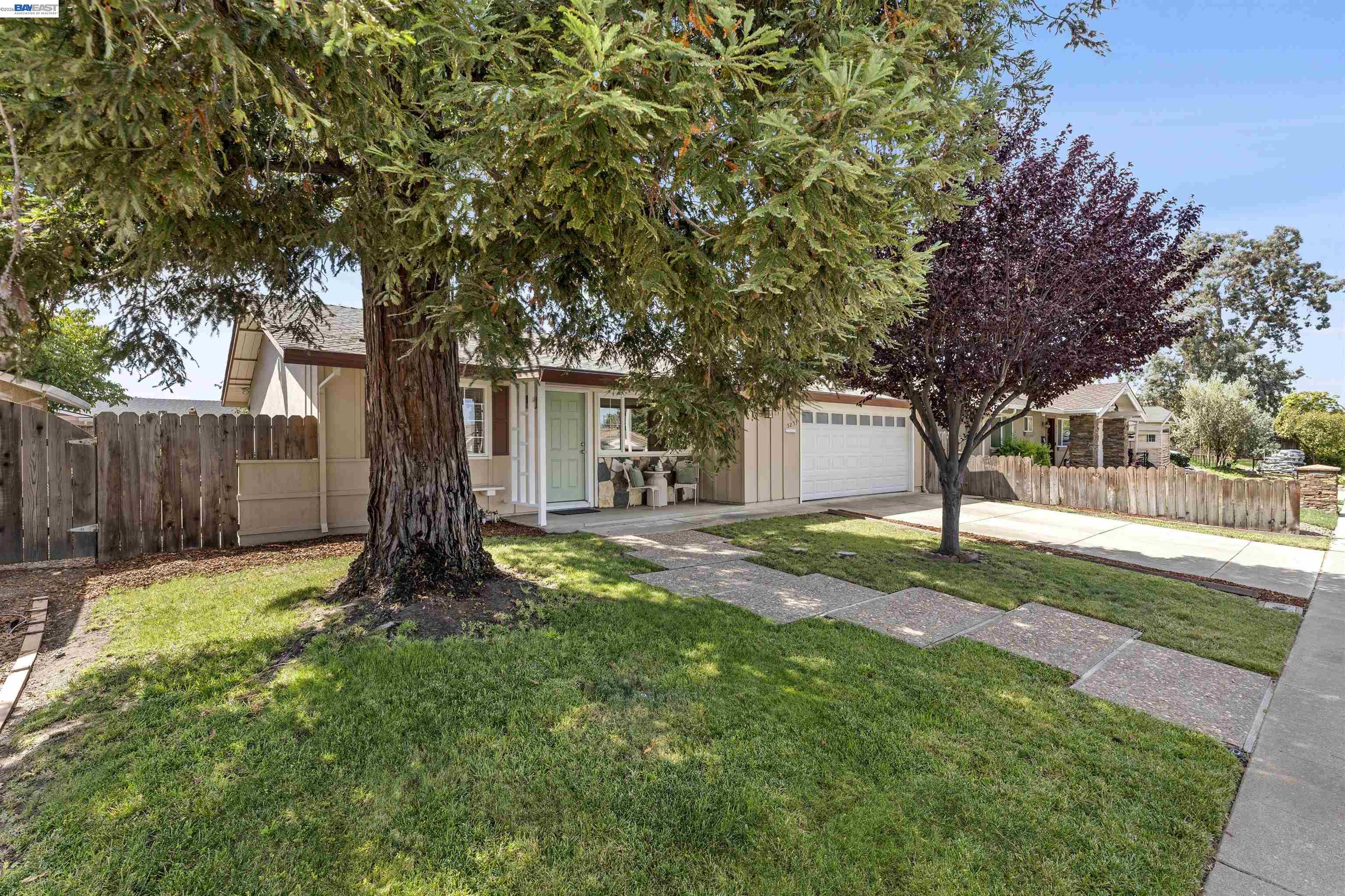 5253 Iris Way