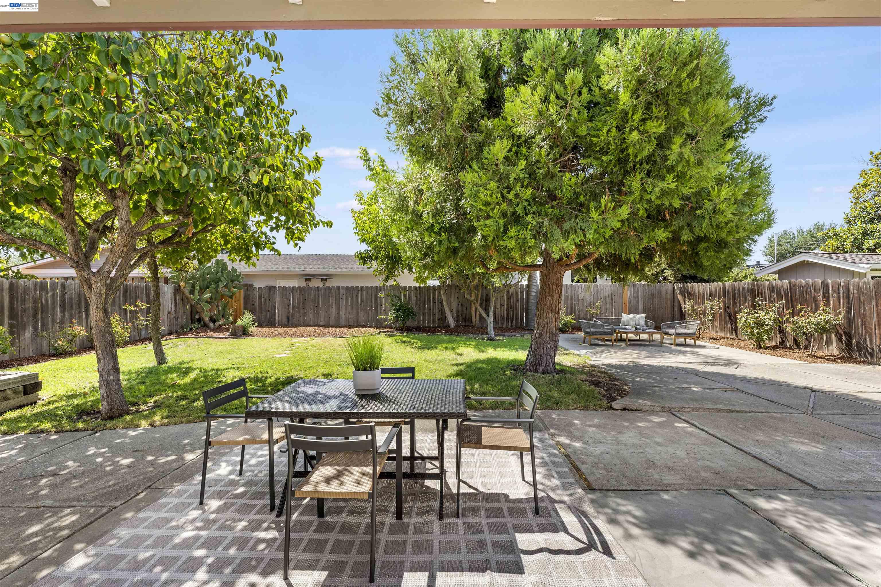 5253 Iris Way