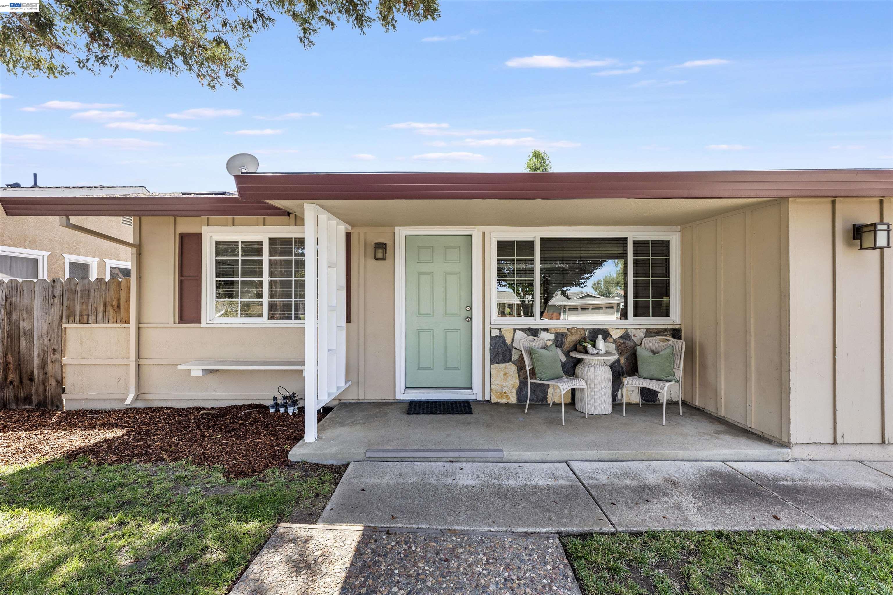 5253 Iris Way