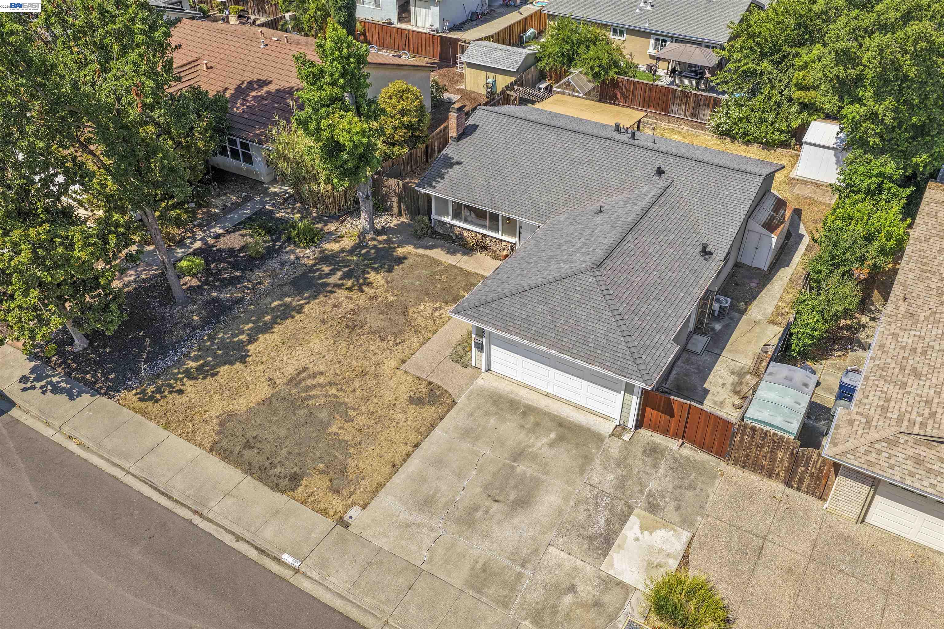 695 Debra Street