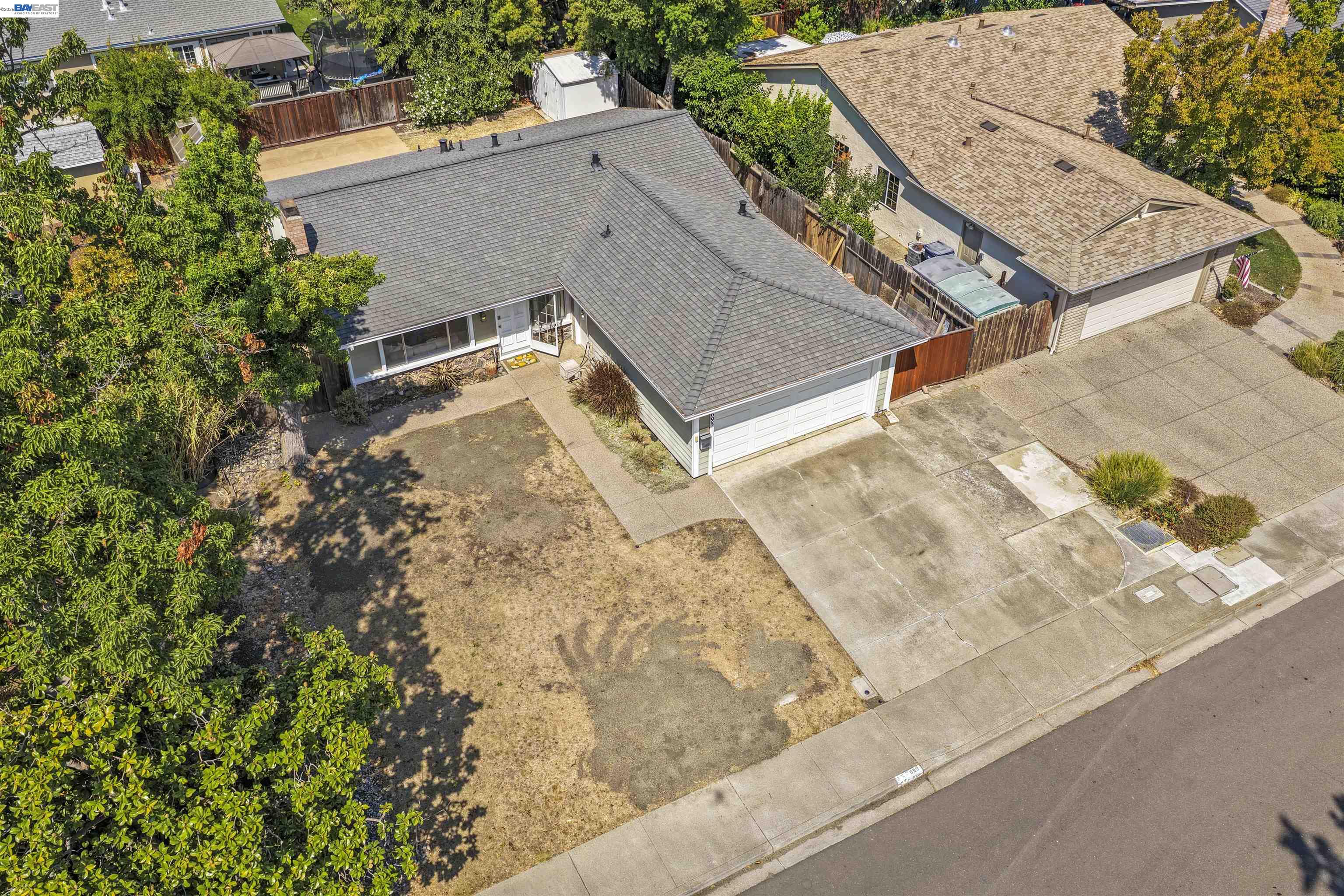 695 Debra Street