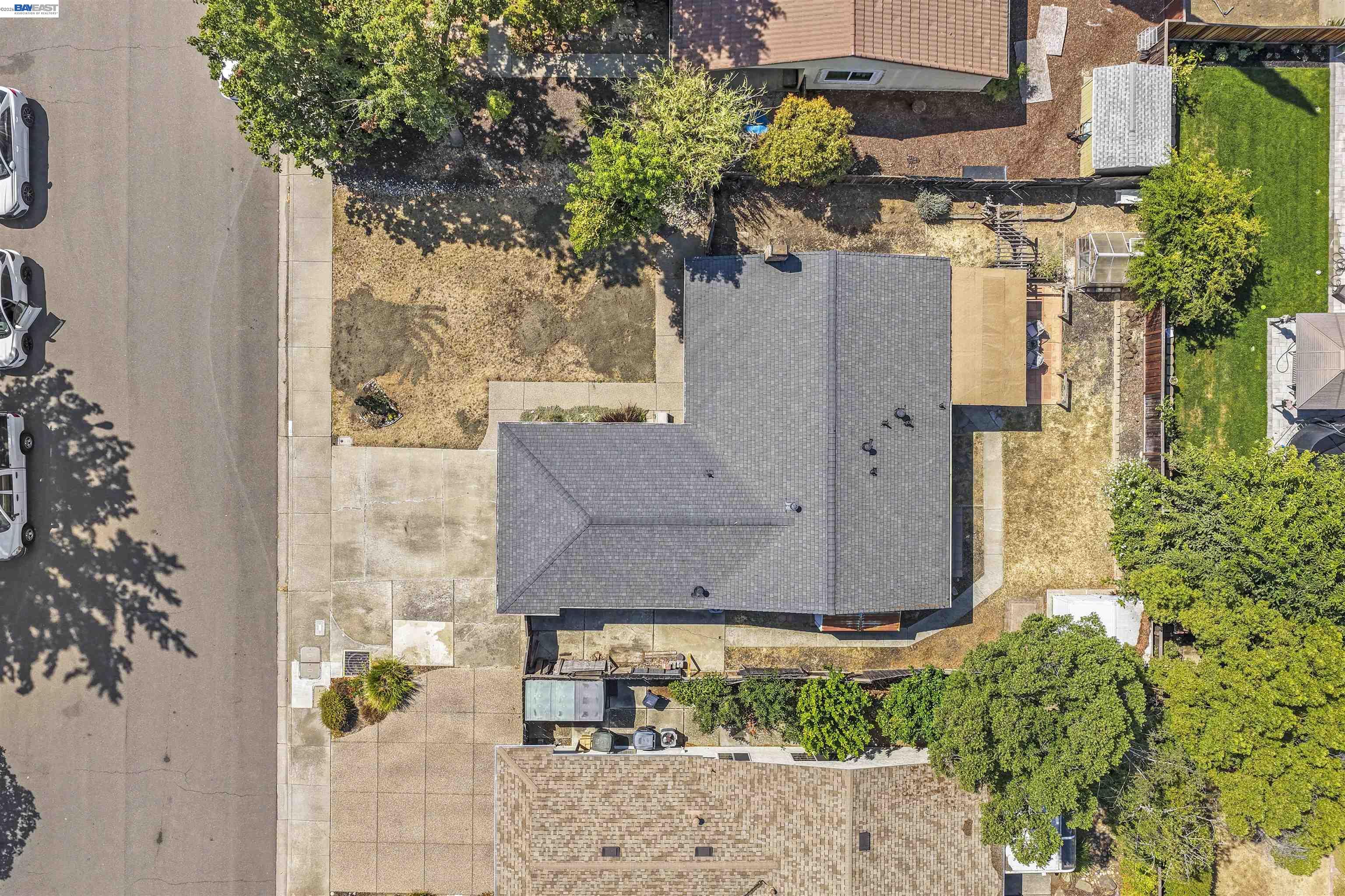 695 Debra Street
