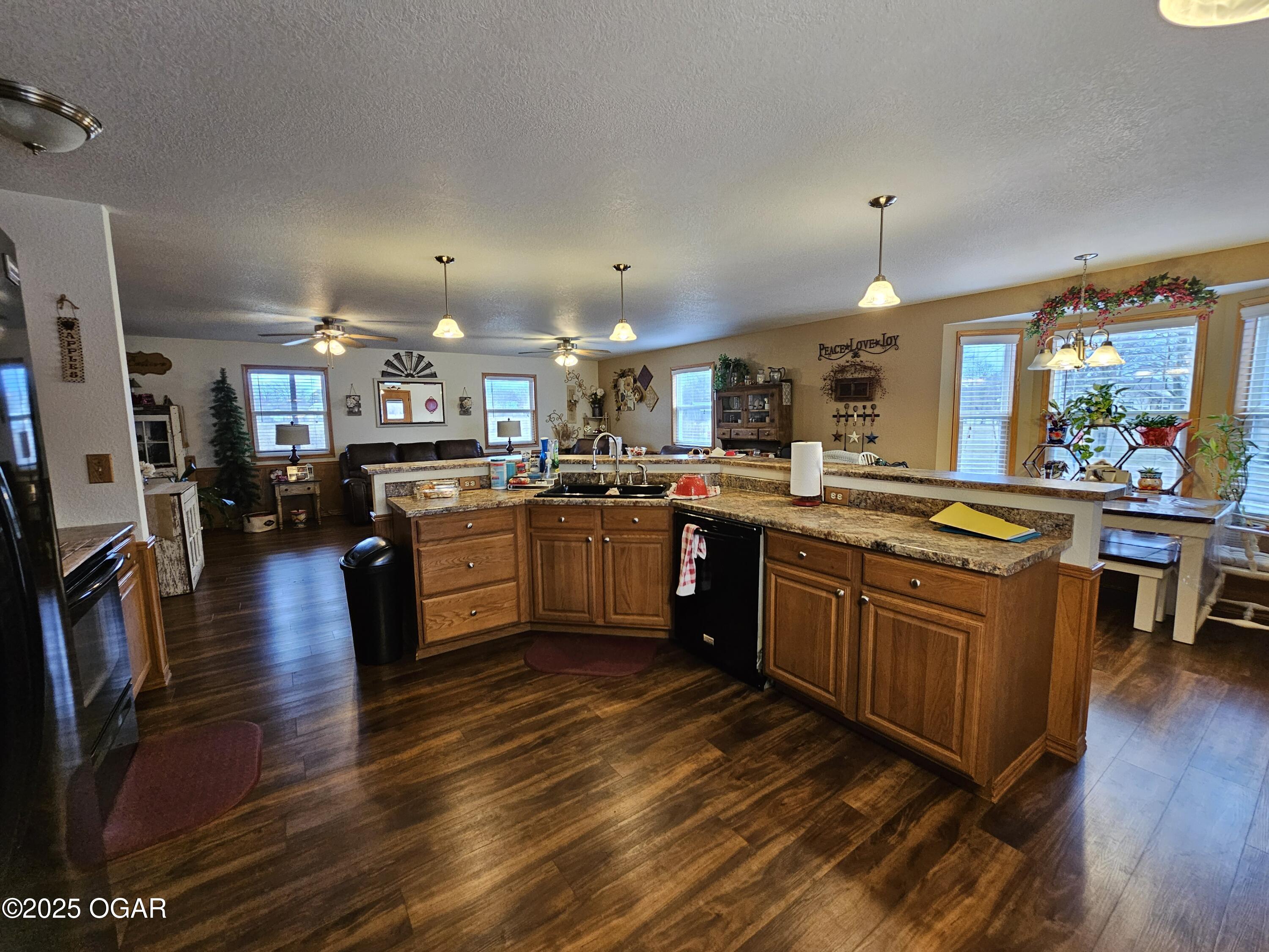 307 N Linebarger Street