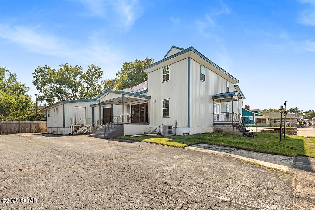 307 E Main Street