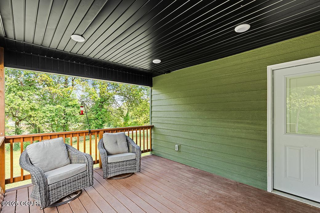 233 E McKinley Street