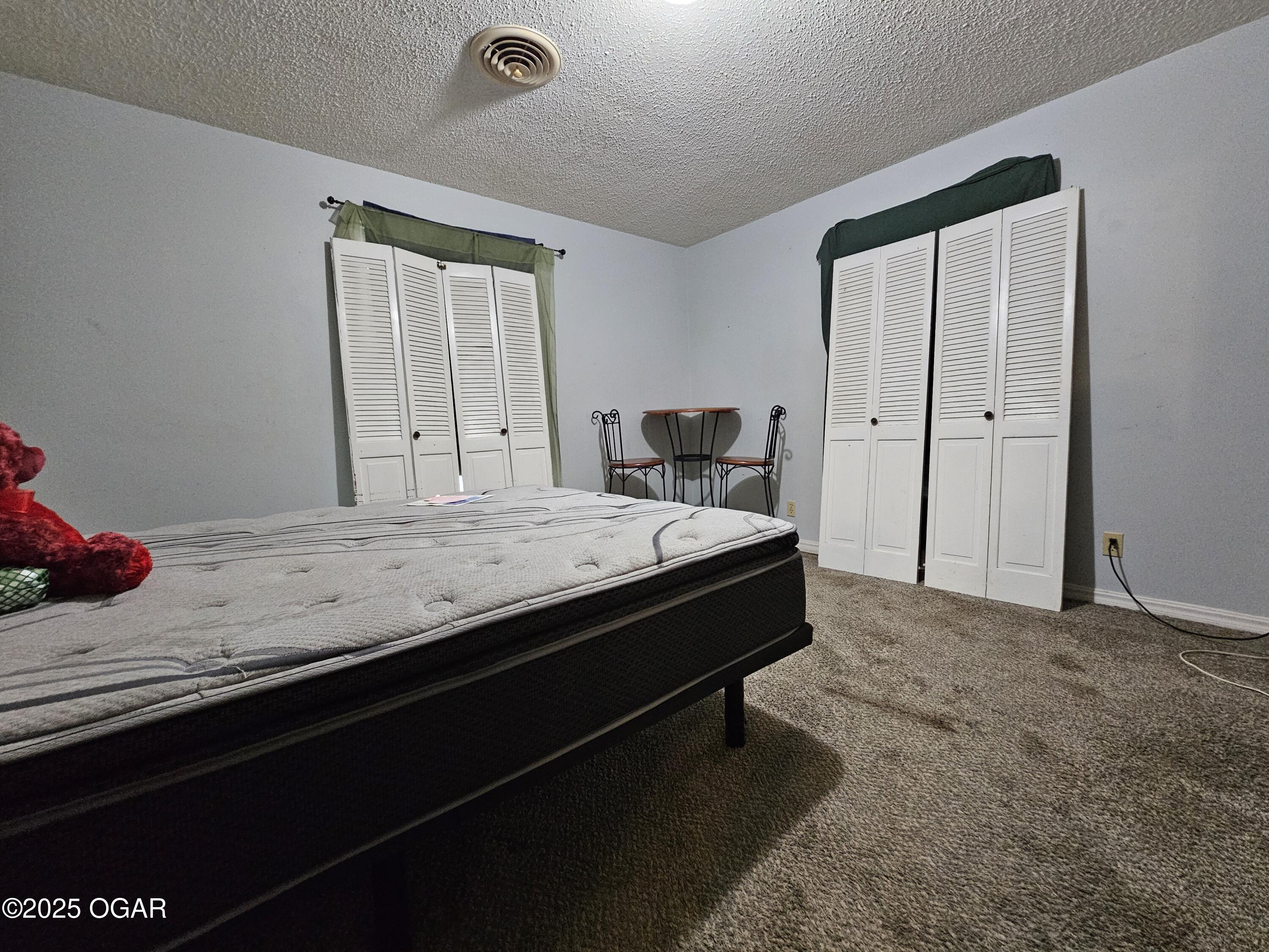 105 E Garber Street, Fairview