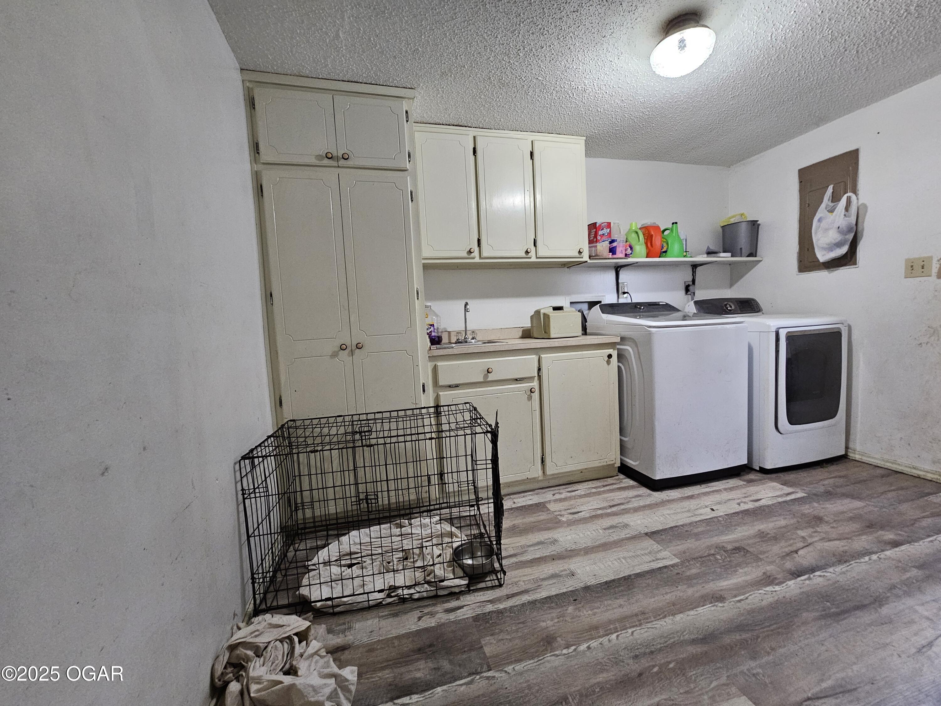 105 E Garber Street, Fairview