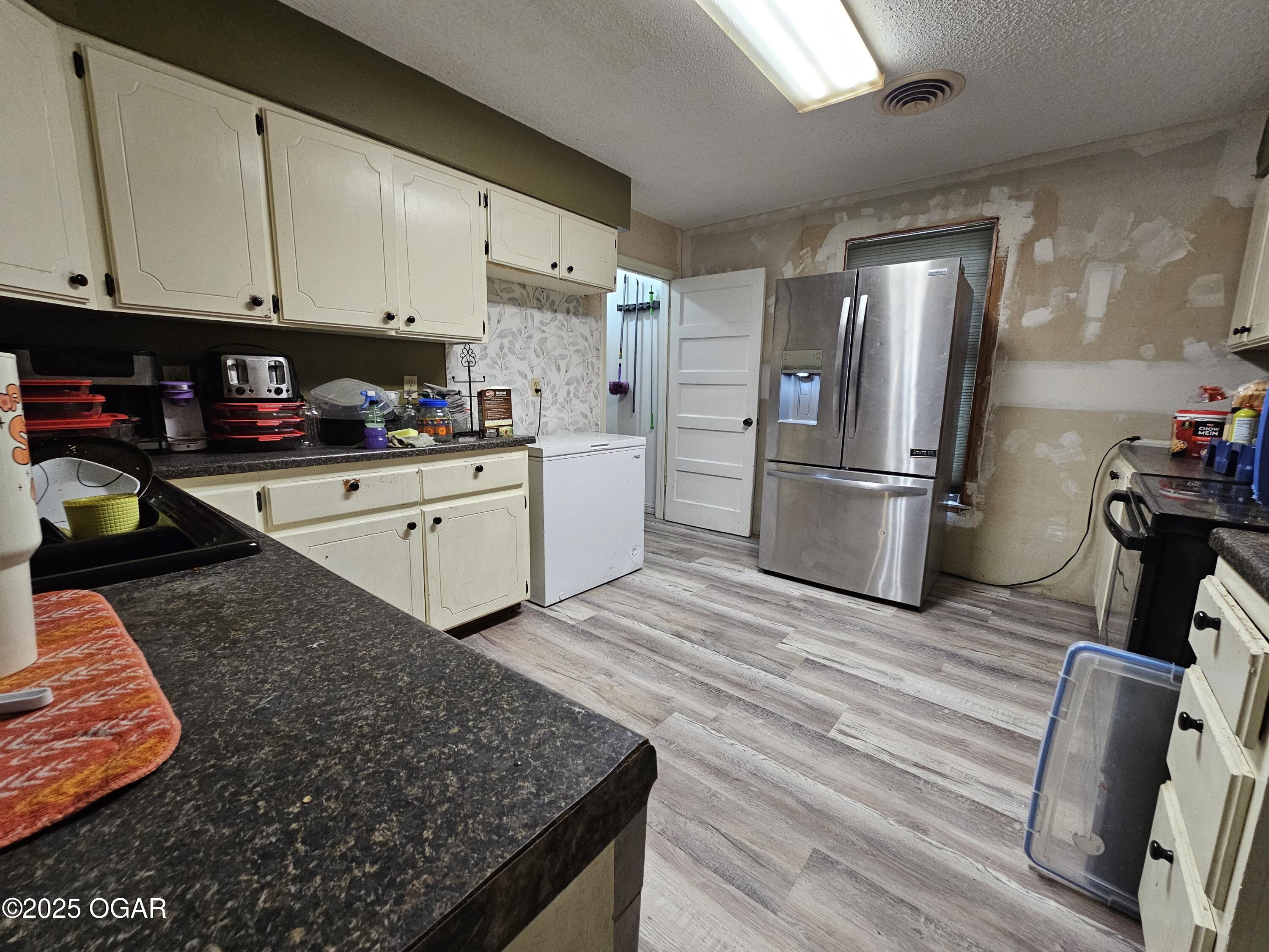 105 E Garber Street, Fairview