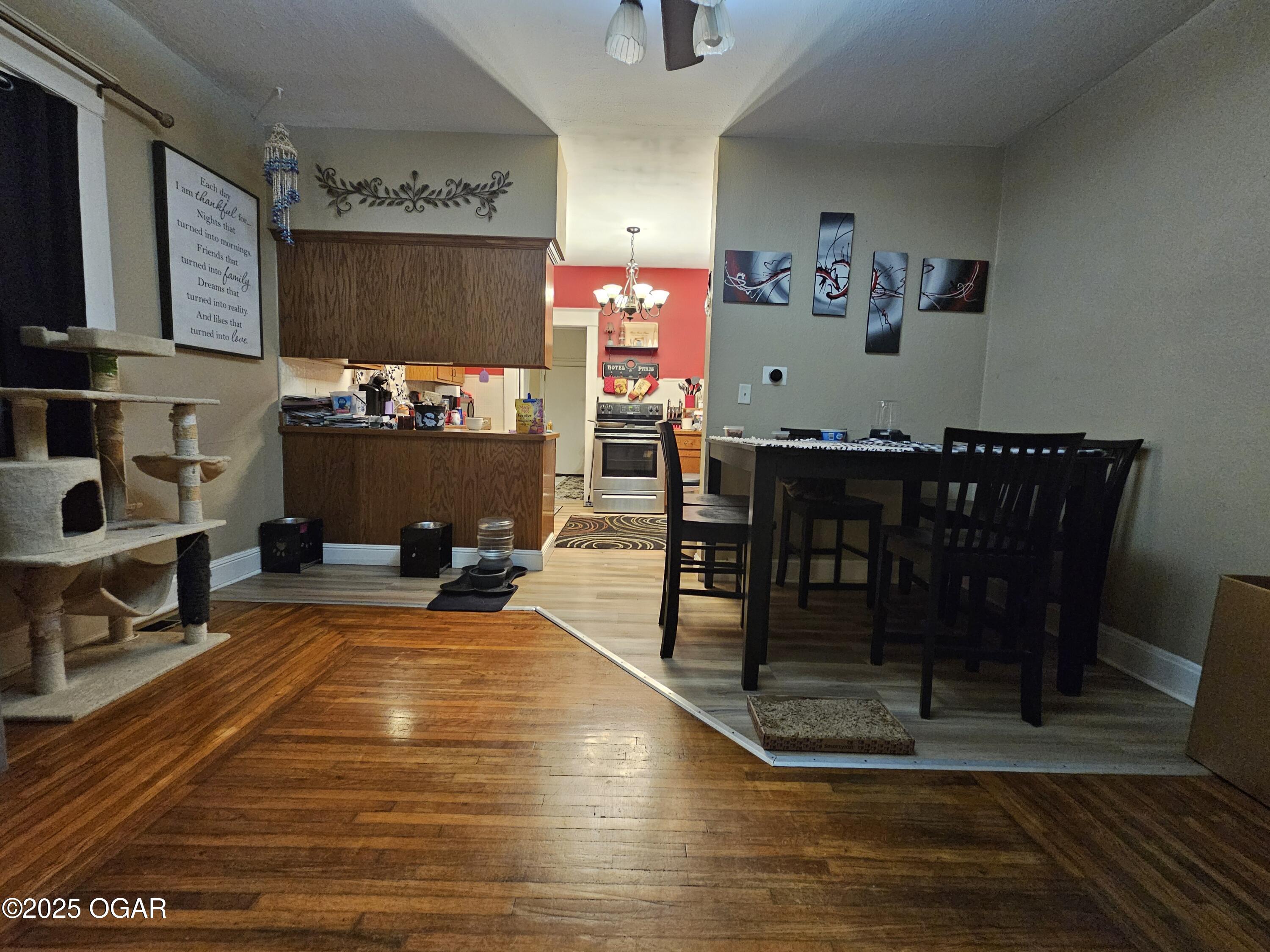 1620 S Connor Avenue