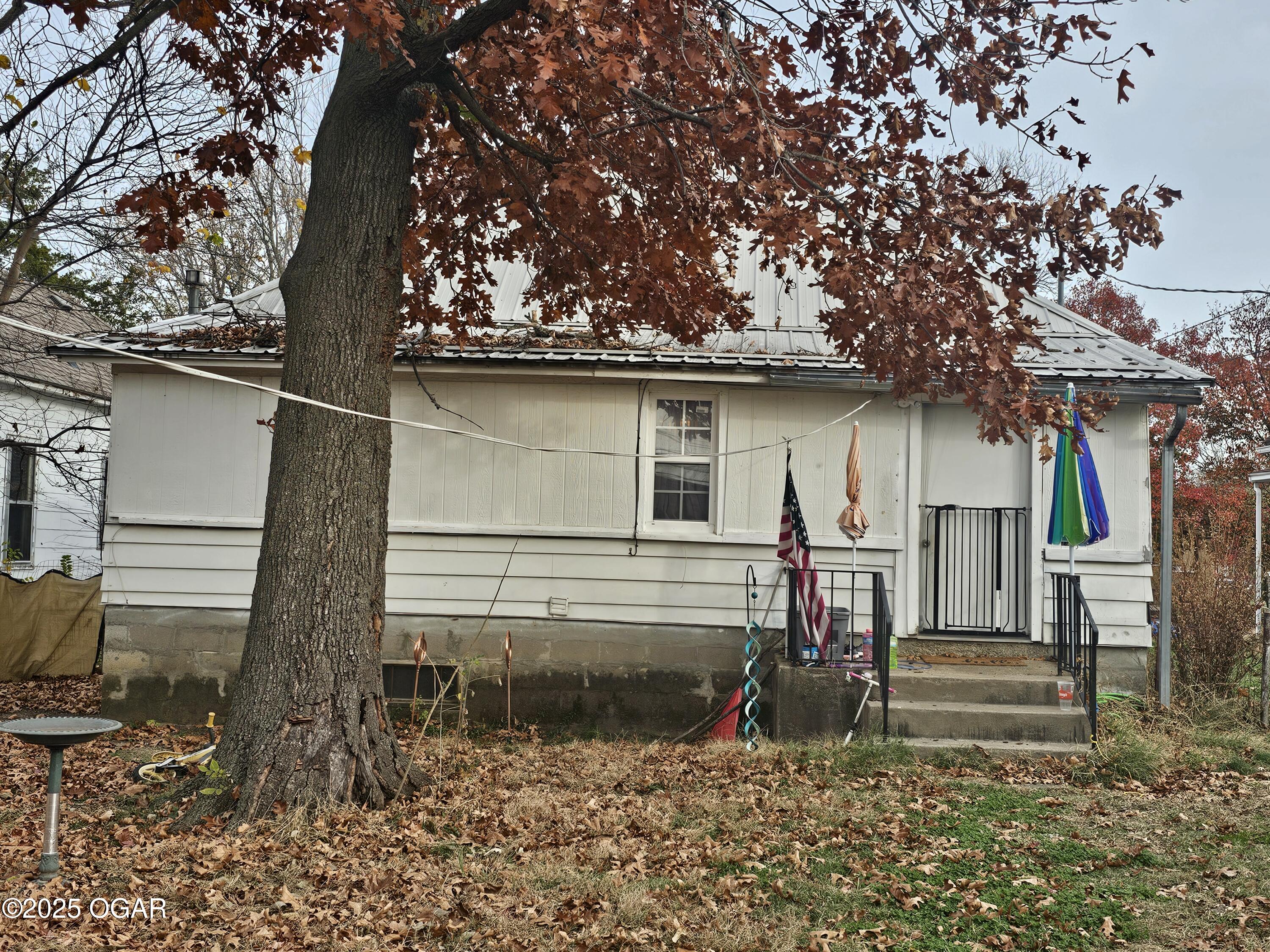 1620 S Connor Avenue