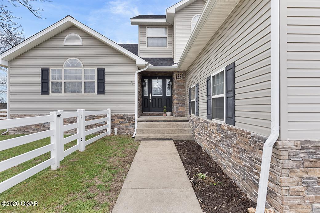 1331 Fox Ridge Lane
