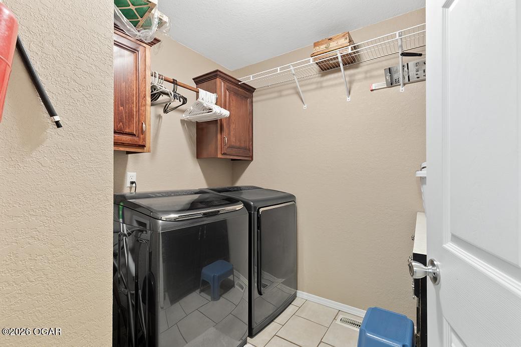 589 Barton Place