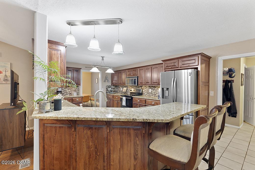 589 Barton Place