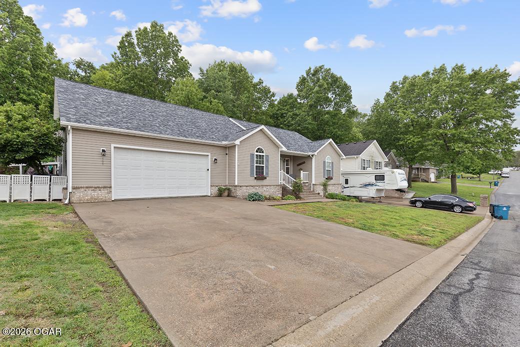 589 Barton Place