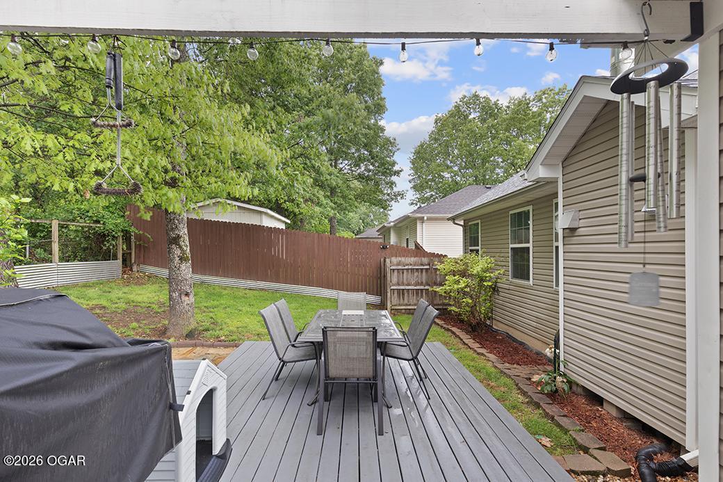 589 Barton Place