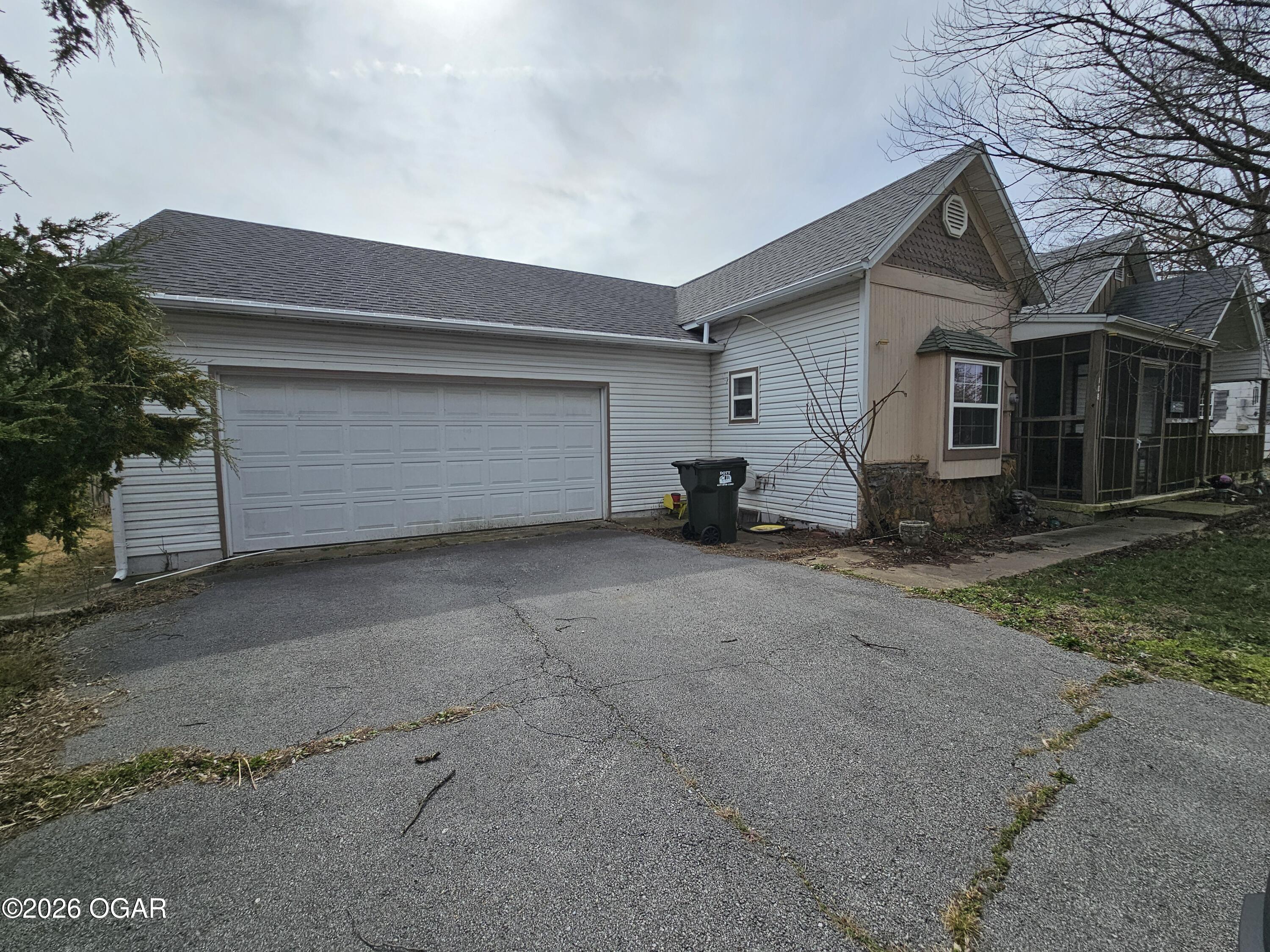 108 E Montgomery Street