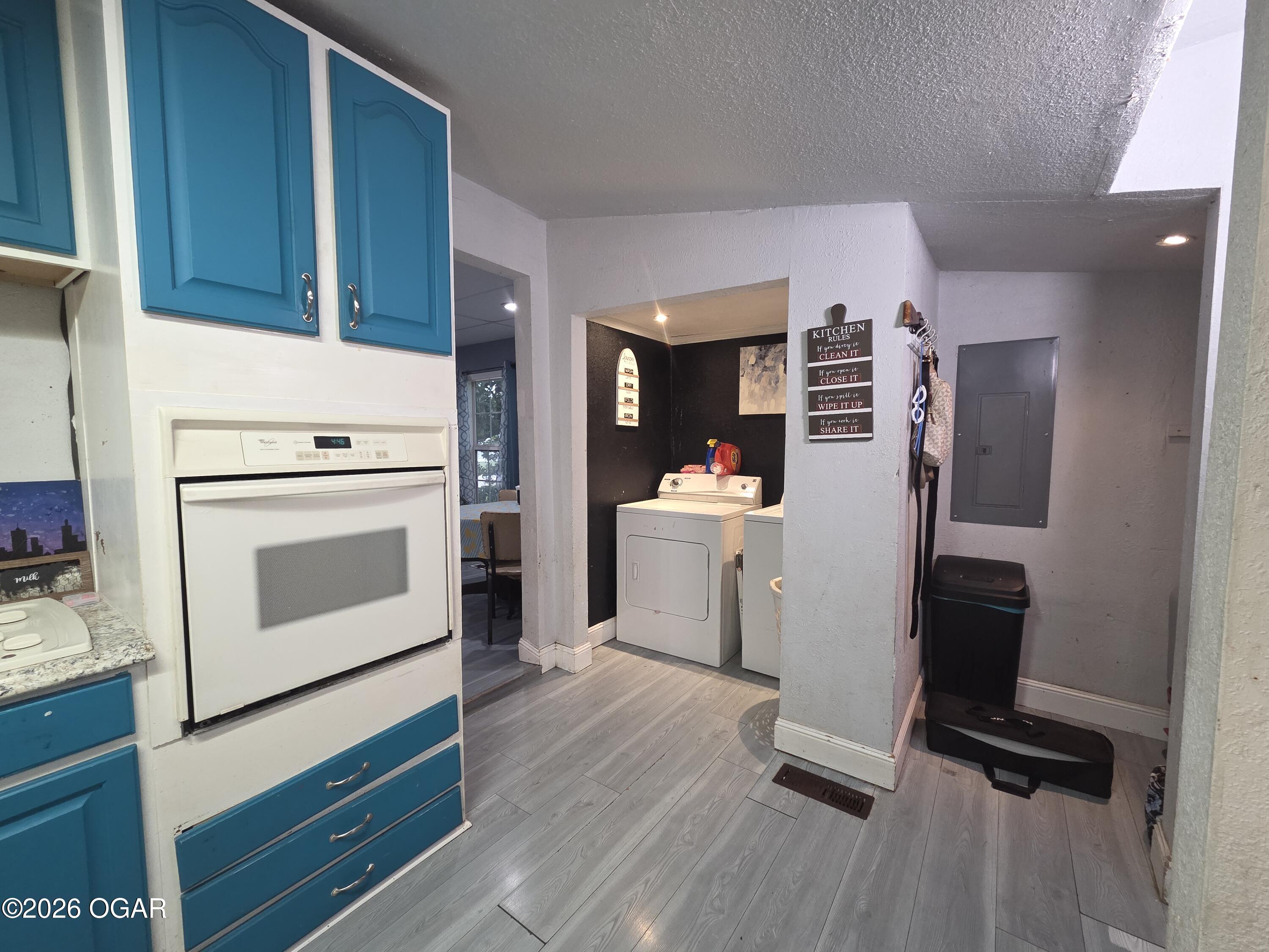 210 E 23rd Street