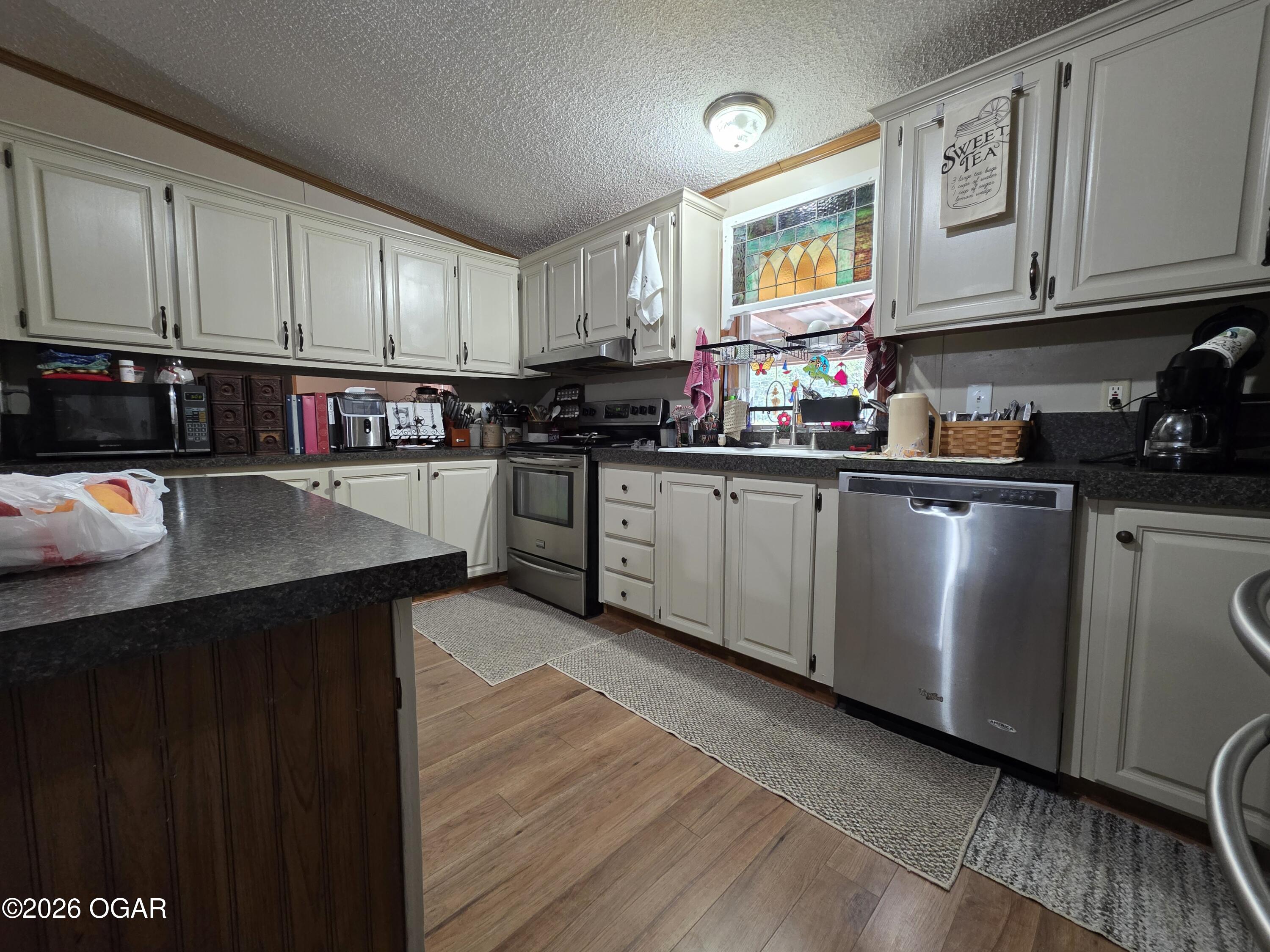 17664 Locust Road