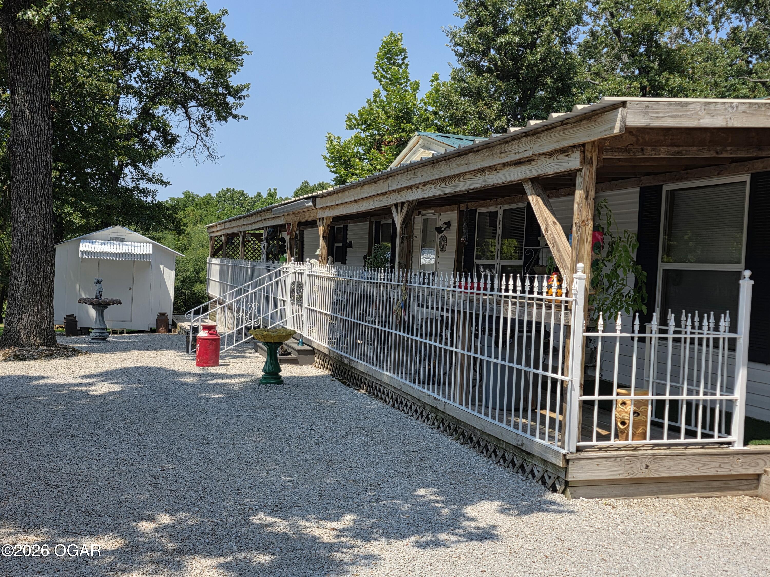 17664 Locust Road