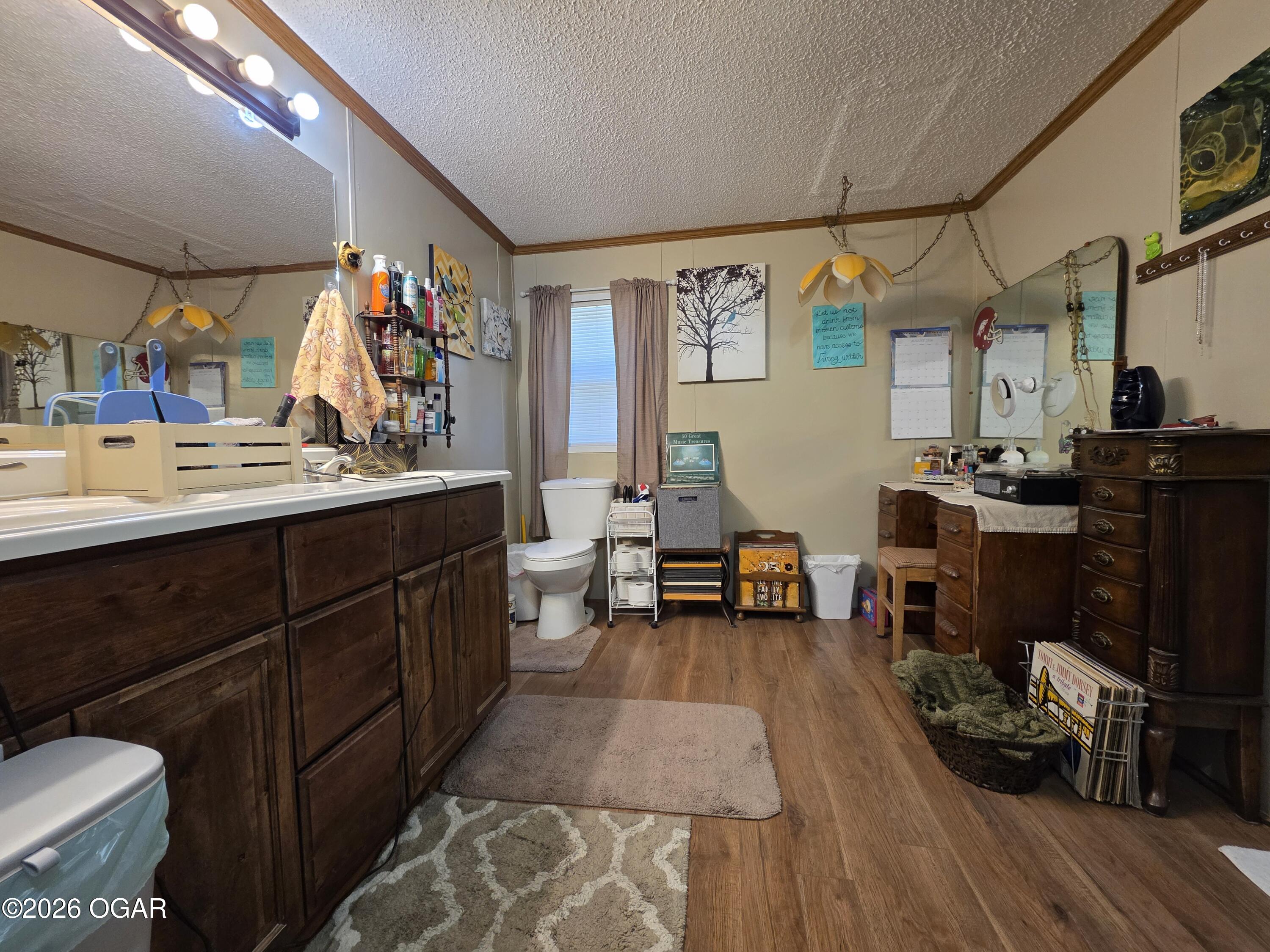 17664 Locust Road