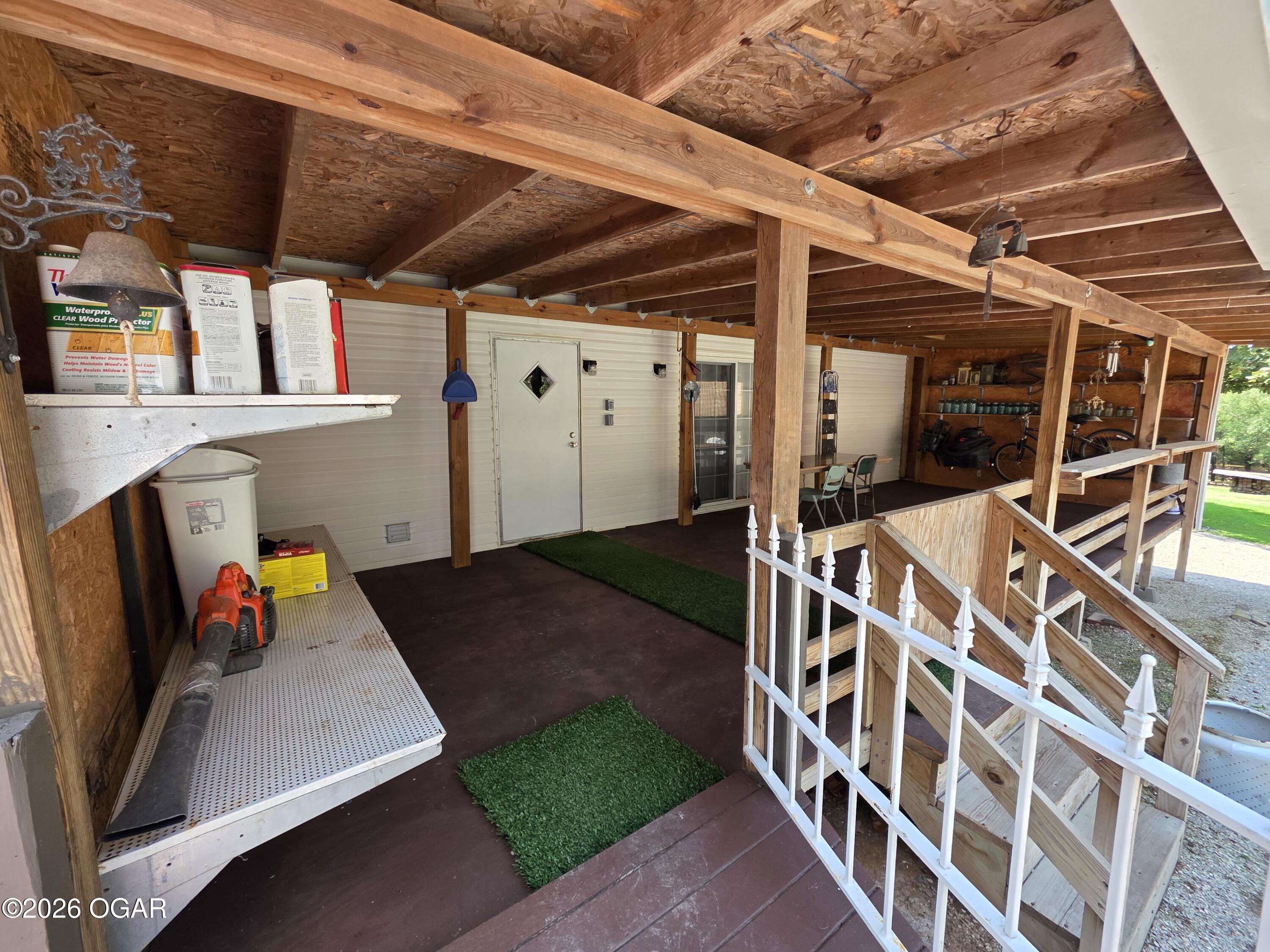 17664 Locust Road