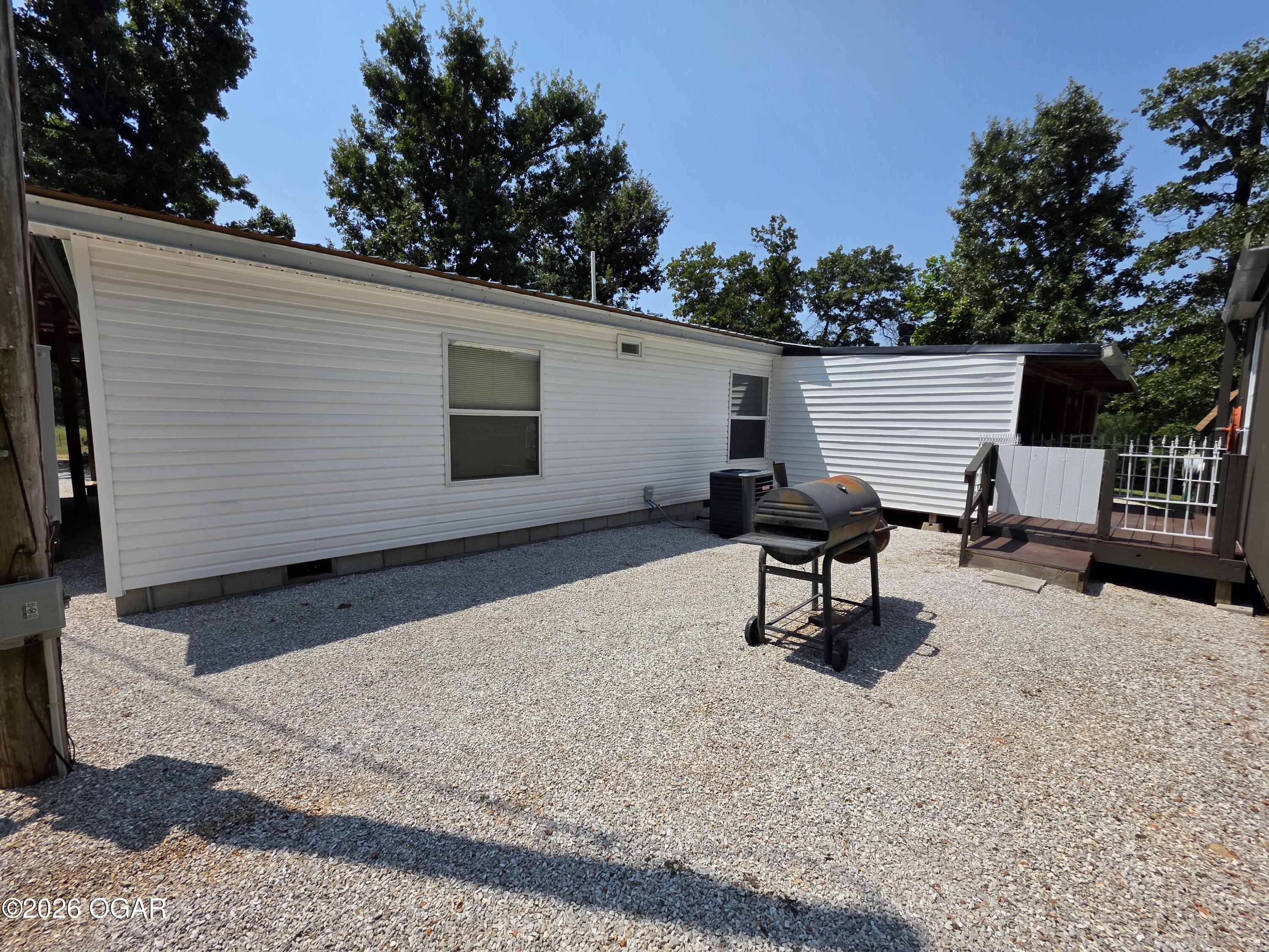 17664 Locust Road