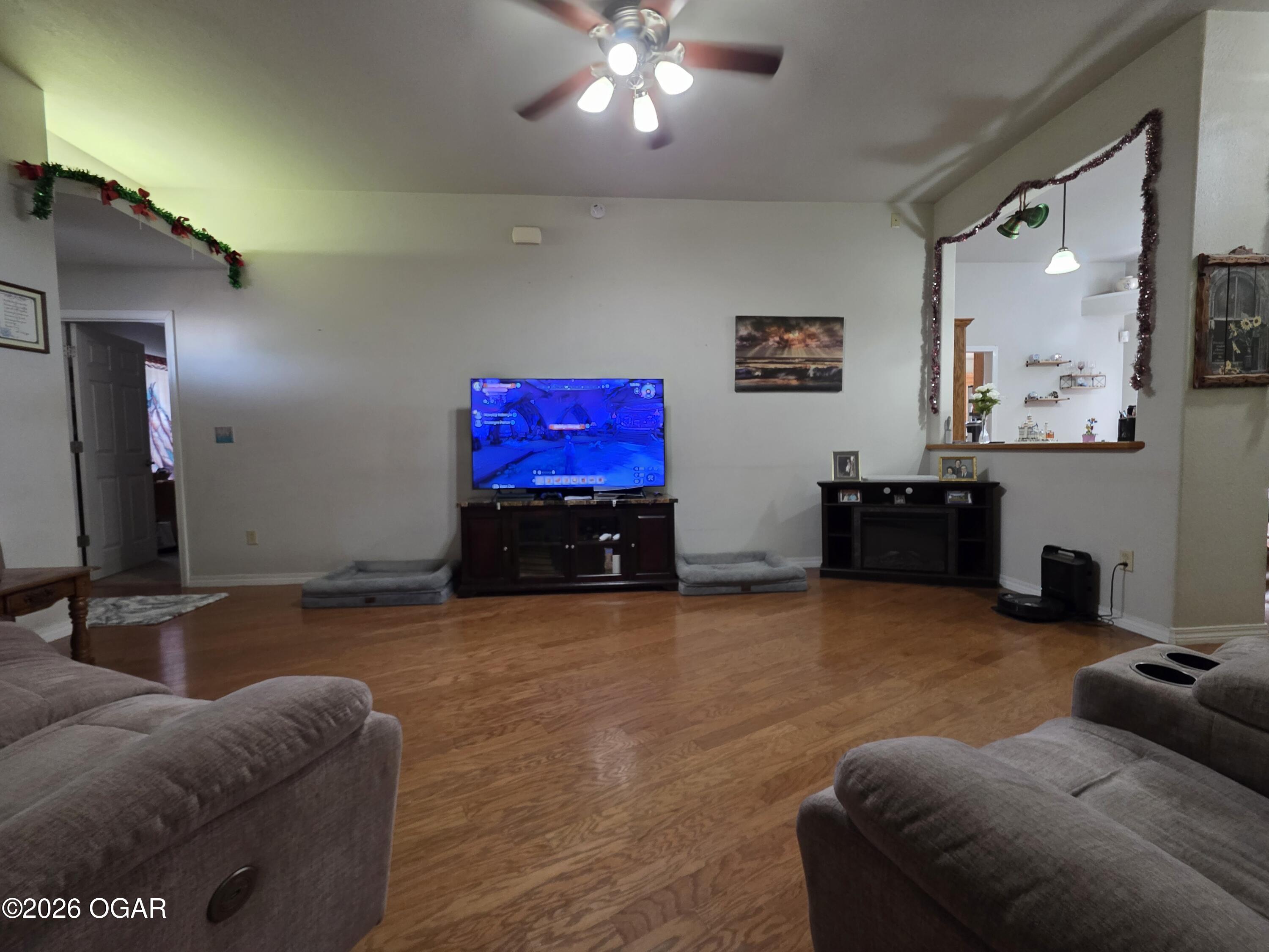1704 Rosewood Drive