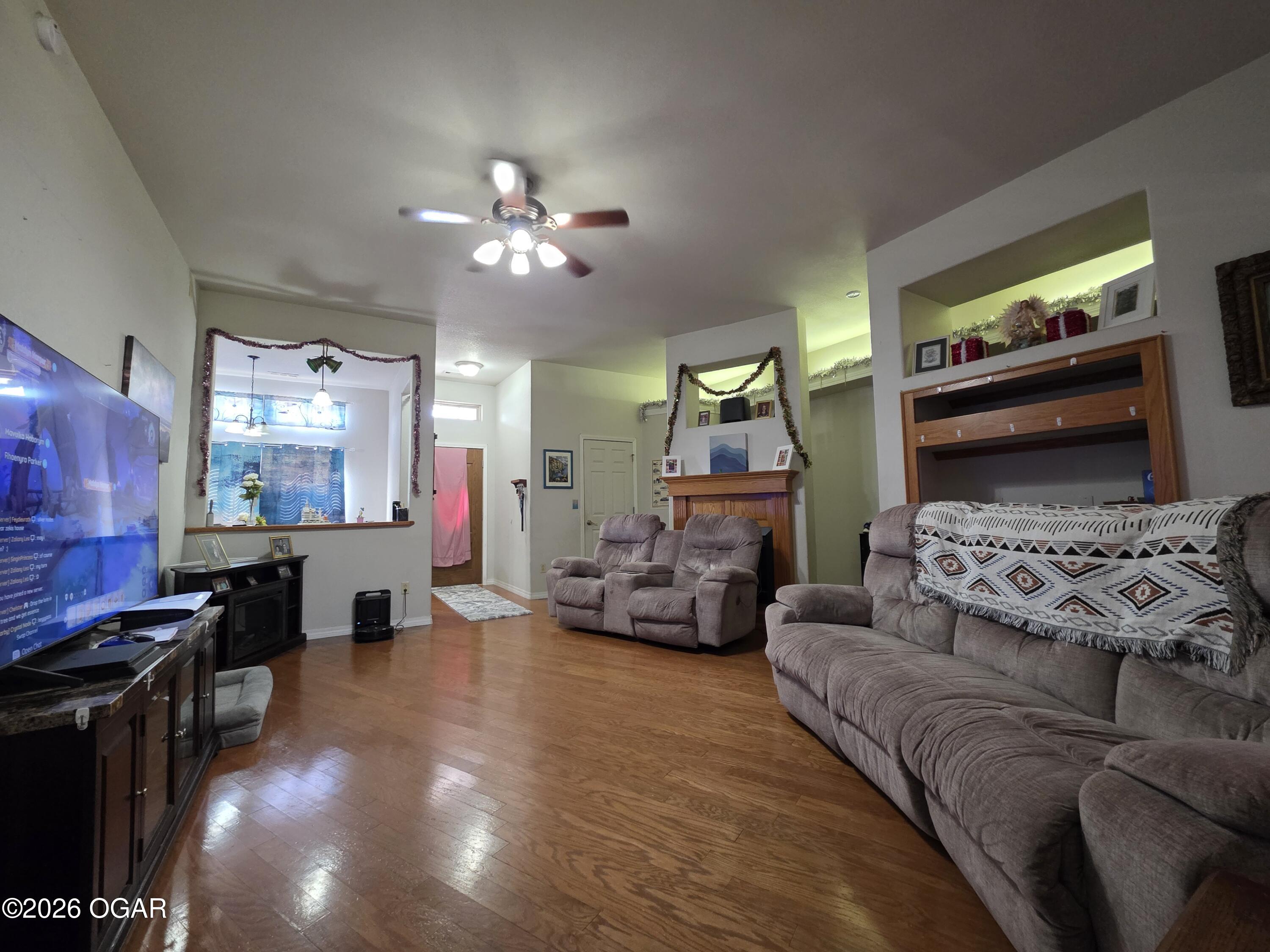 1704 Rosewood Drive