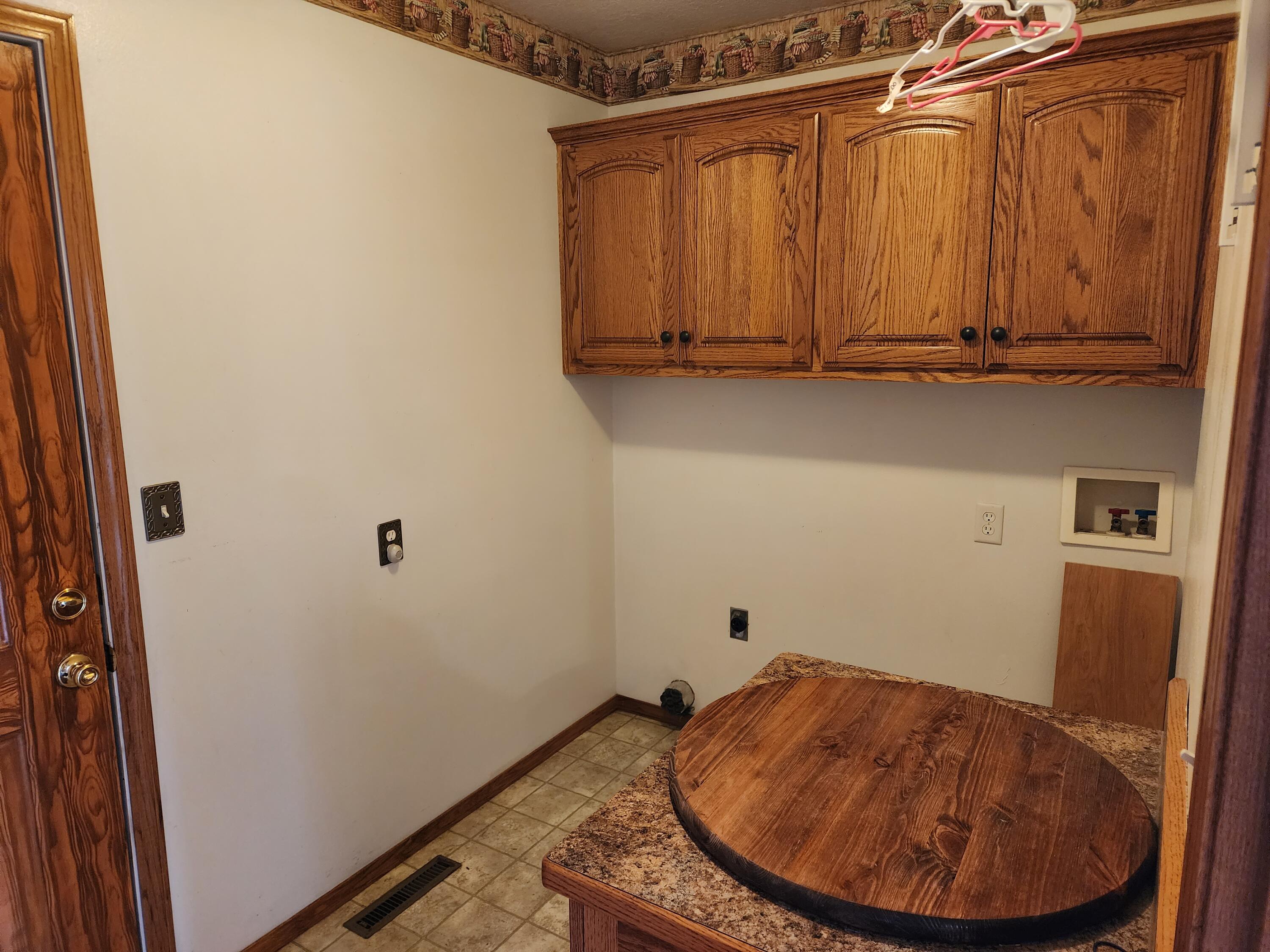 12235 Ledbetter Lane