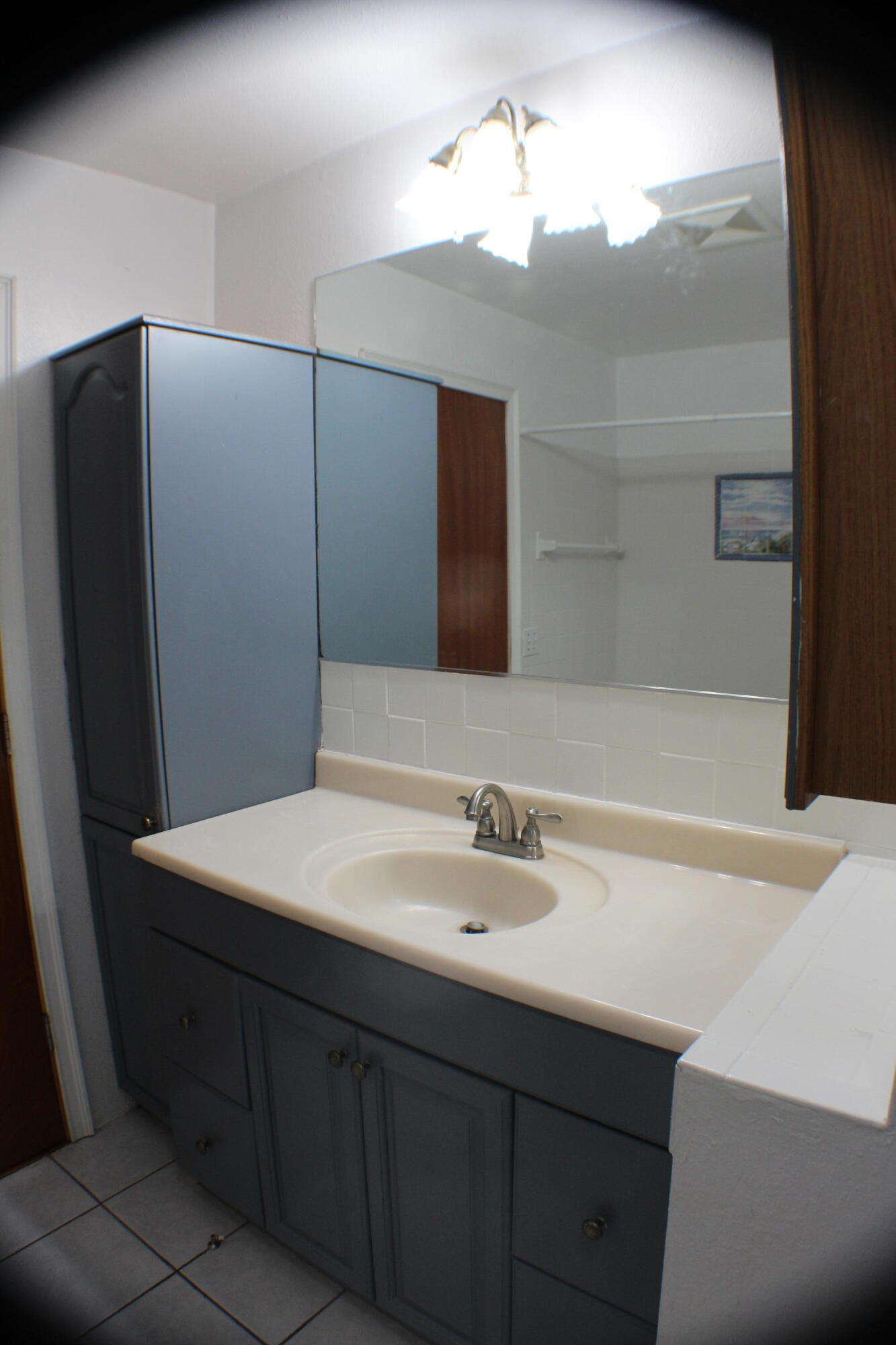 2621 S Illinois Avenue