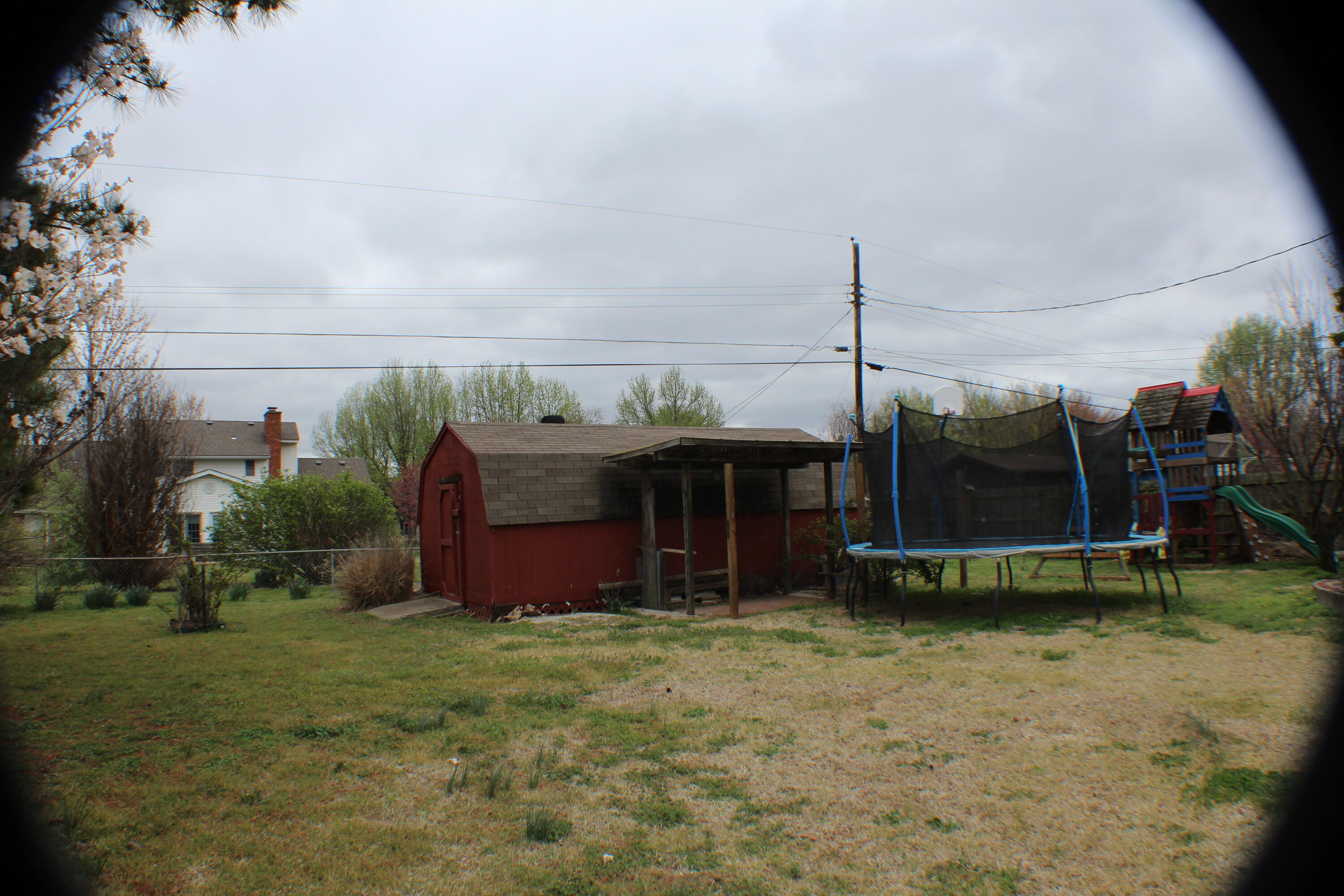 2621 S Illinois Avenue