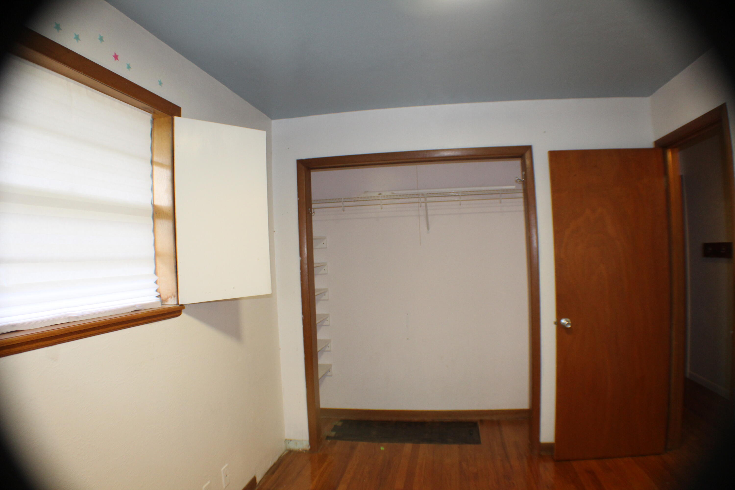 2621 S Illinois Avenue