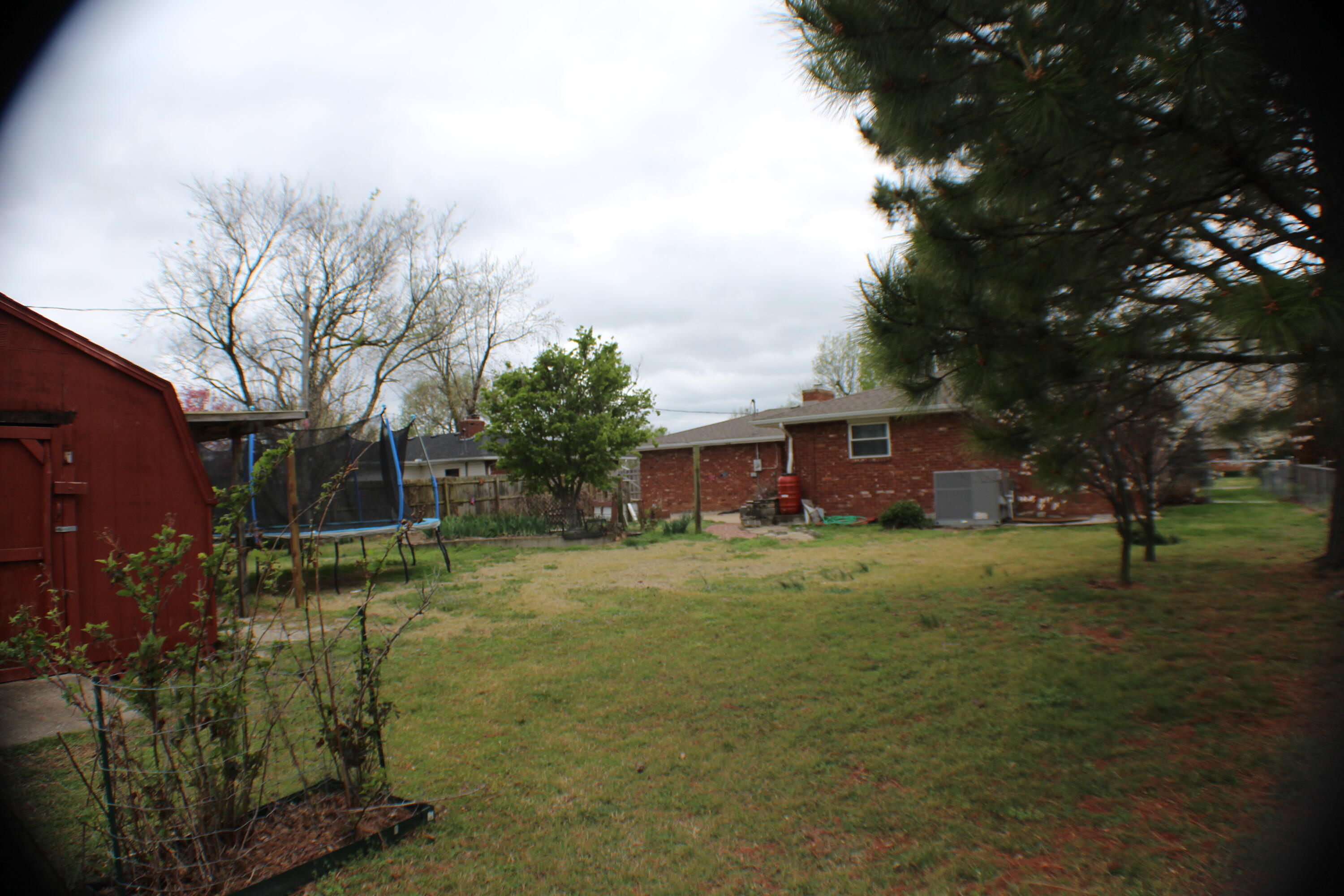 2621 S Illinois Avenue