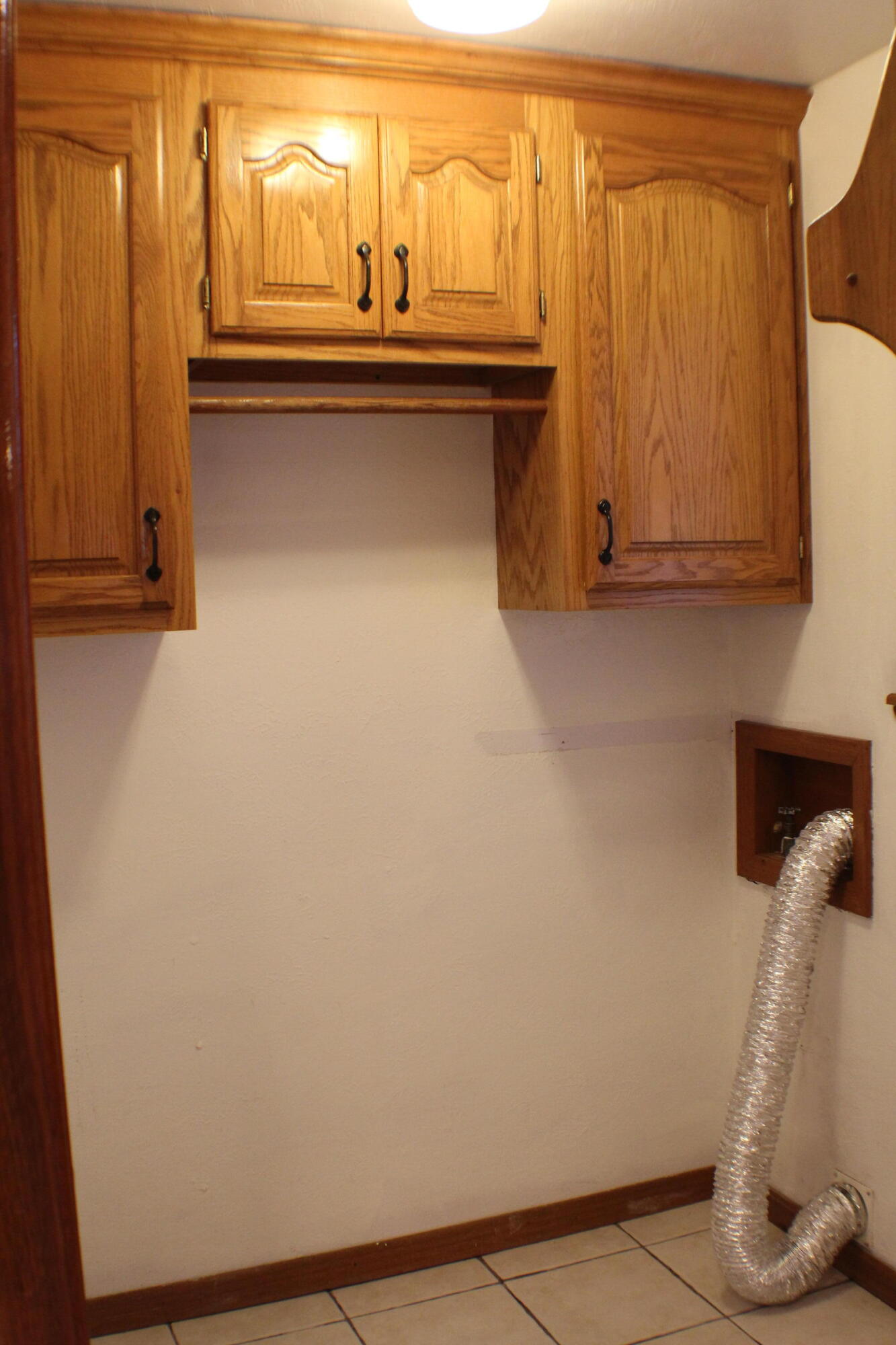 2621 S Illinois Avenue