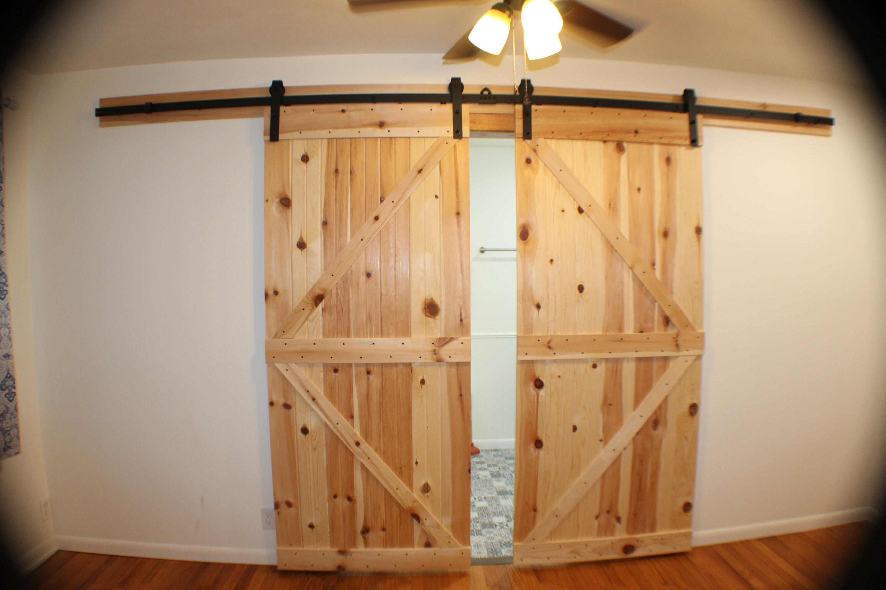 2621 S Illinois Avenue