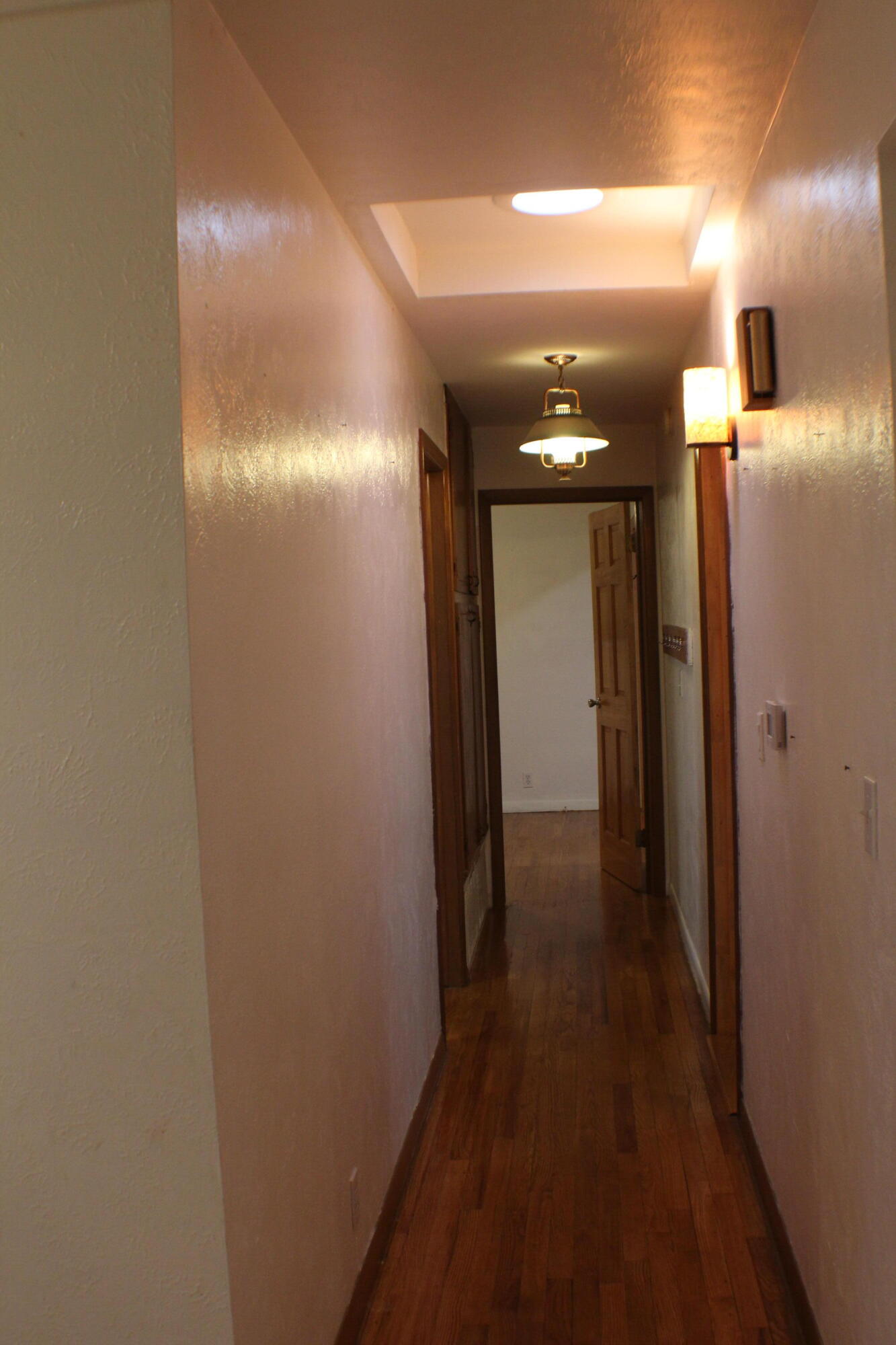 2621 S Illinois Avenue