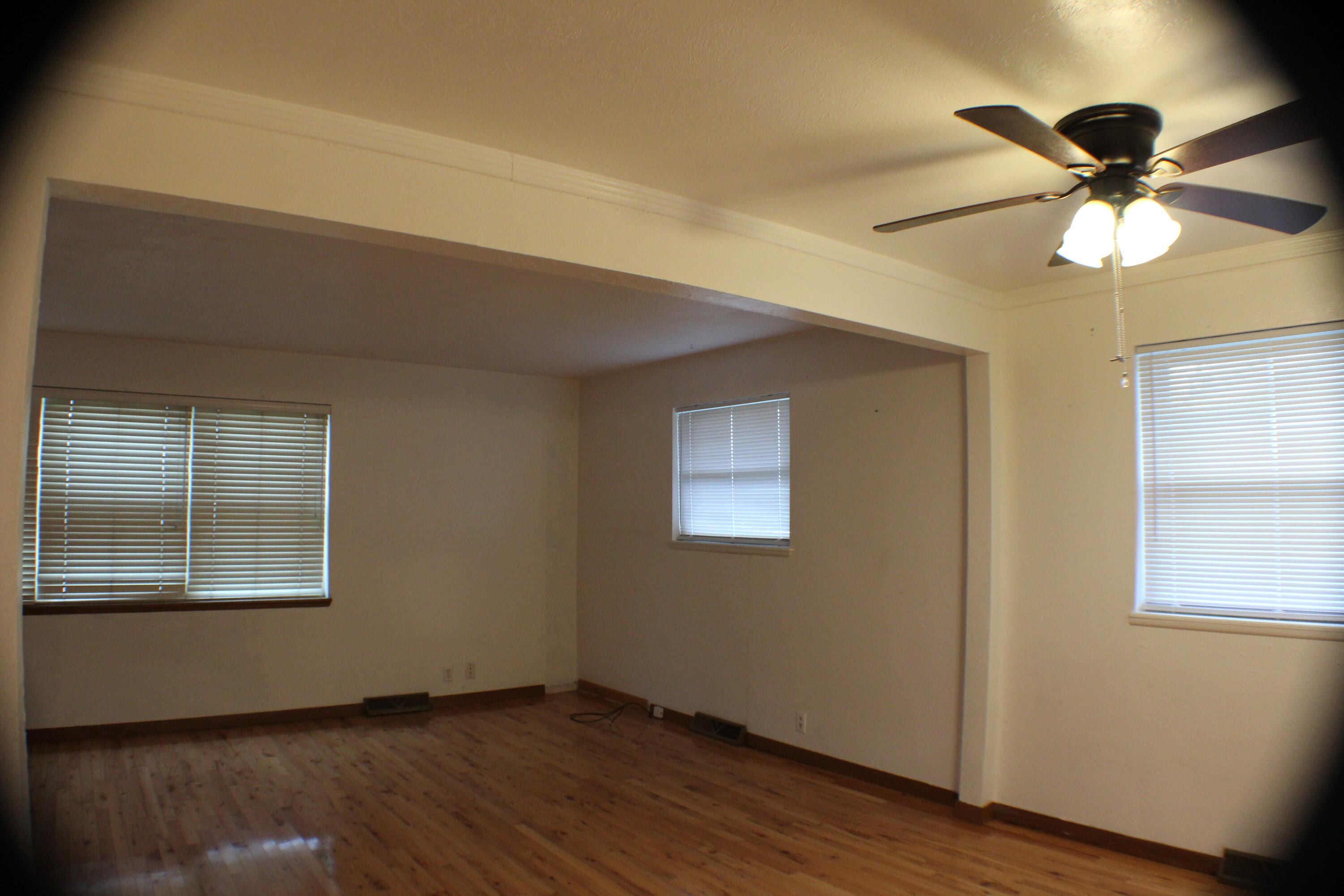 2621 S Illinois Avenue