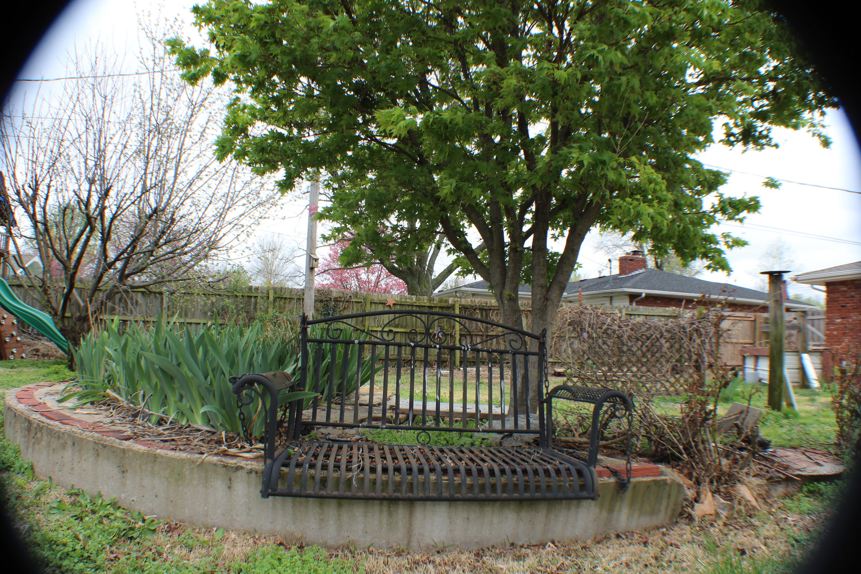 2621 S Illinois Avenue