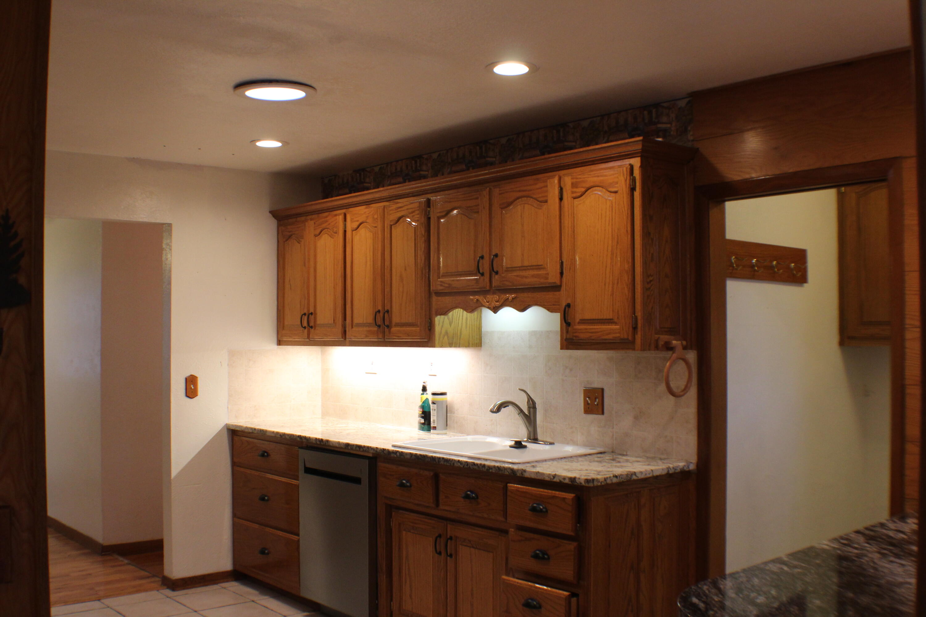 2621 S Illinois Avenue