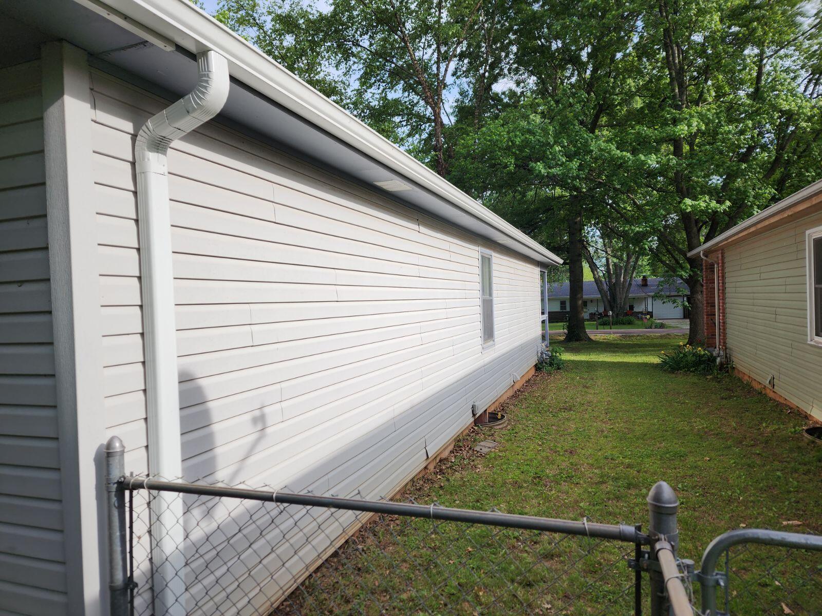 3211 W Lombard Street