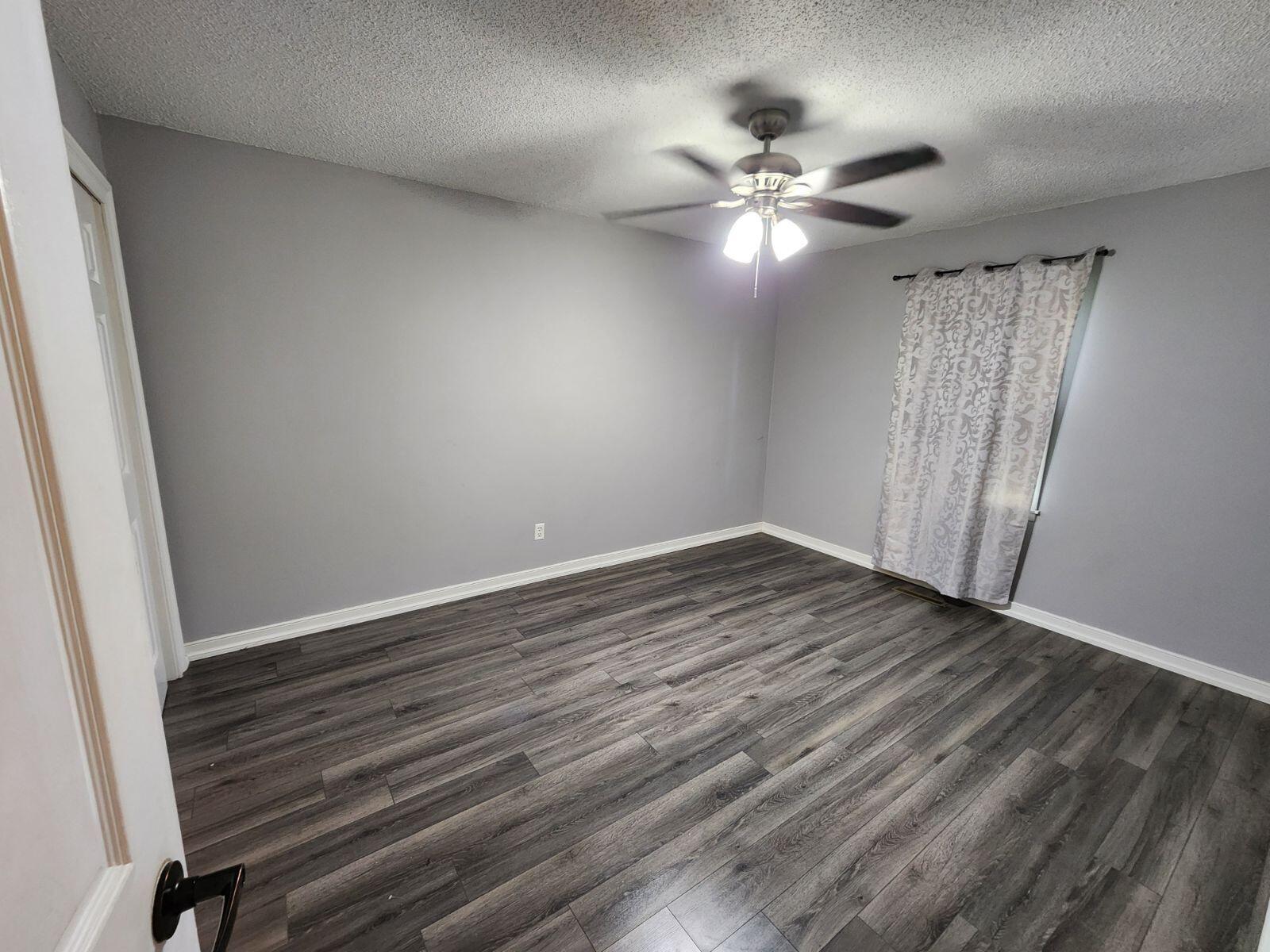 3211 W Lombard Street