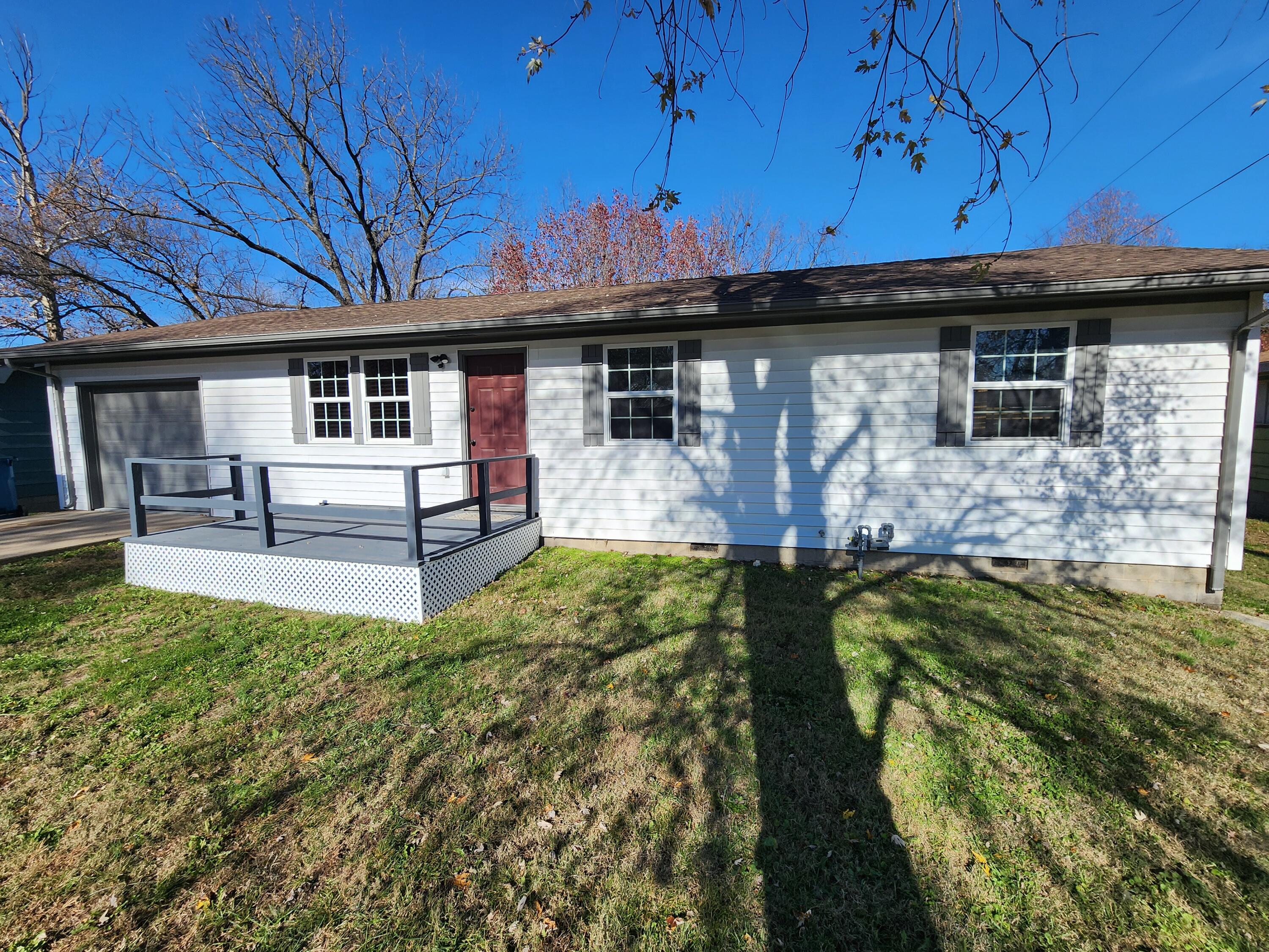 1104 Stratford Place