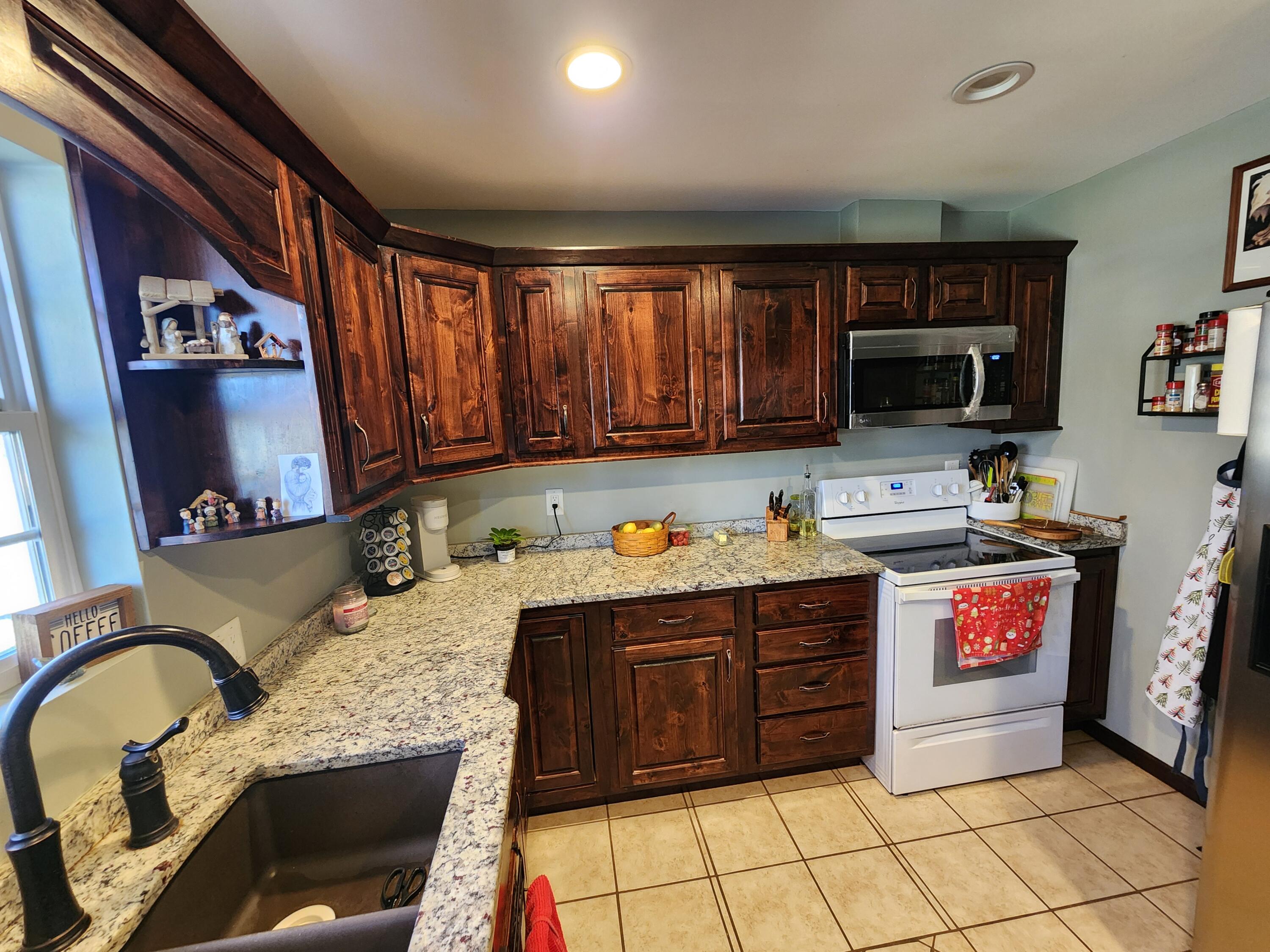 1104 Stratford Place