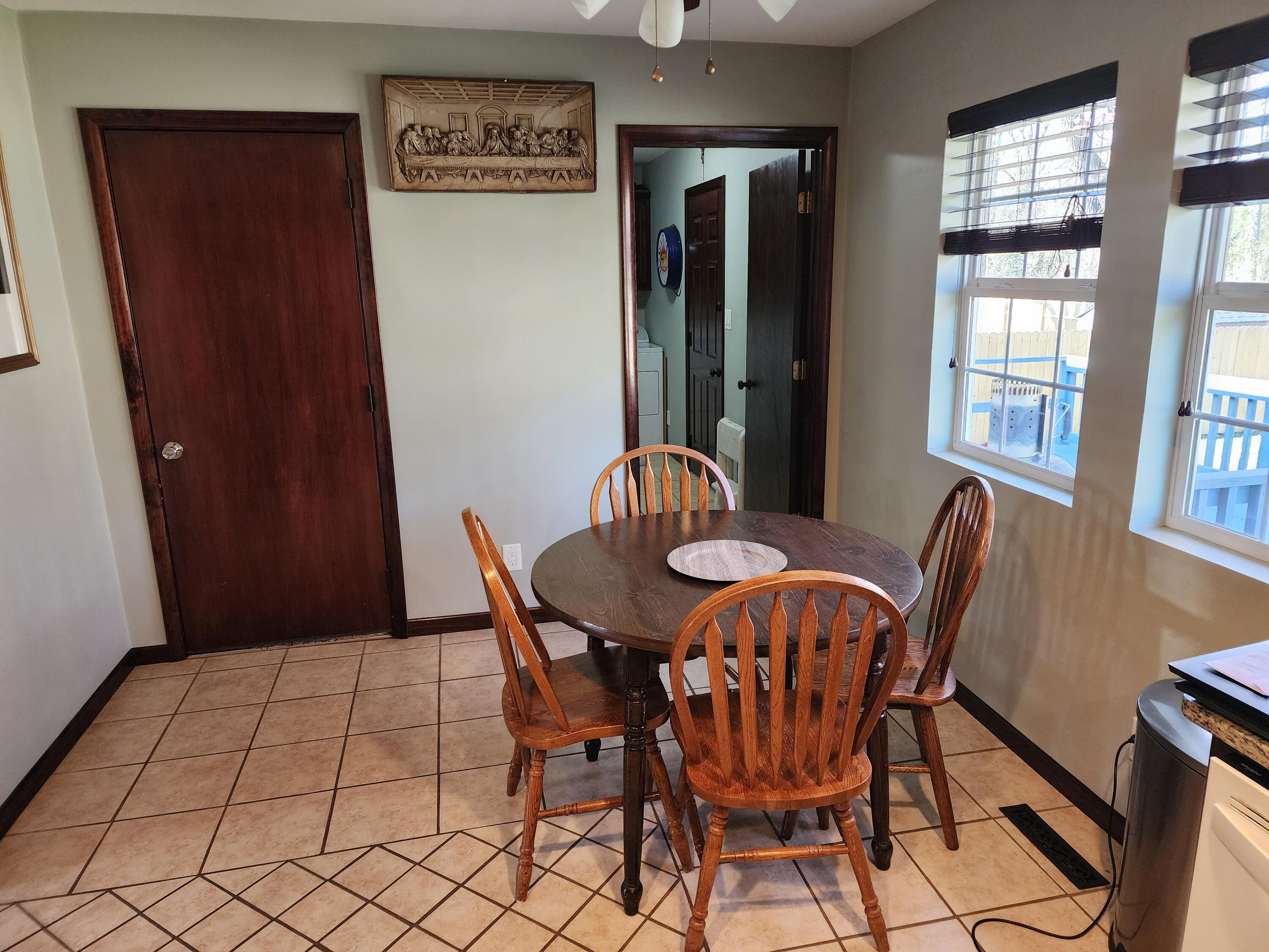 1104 Stratford Place