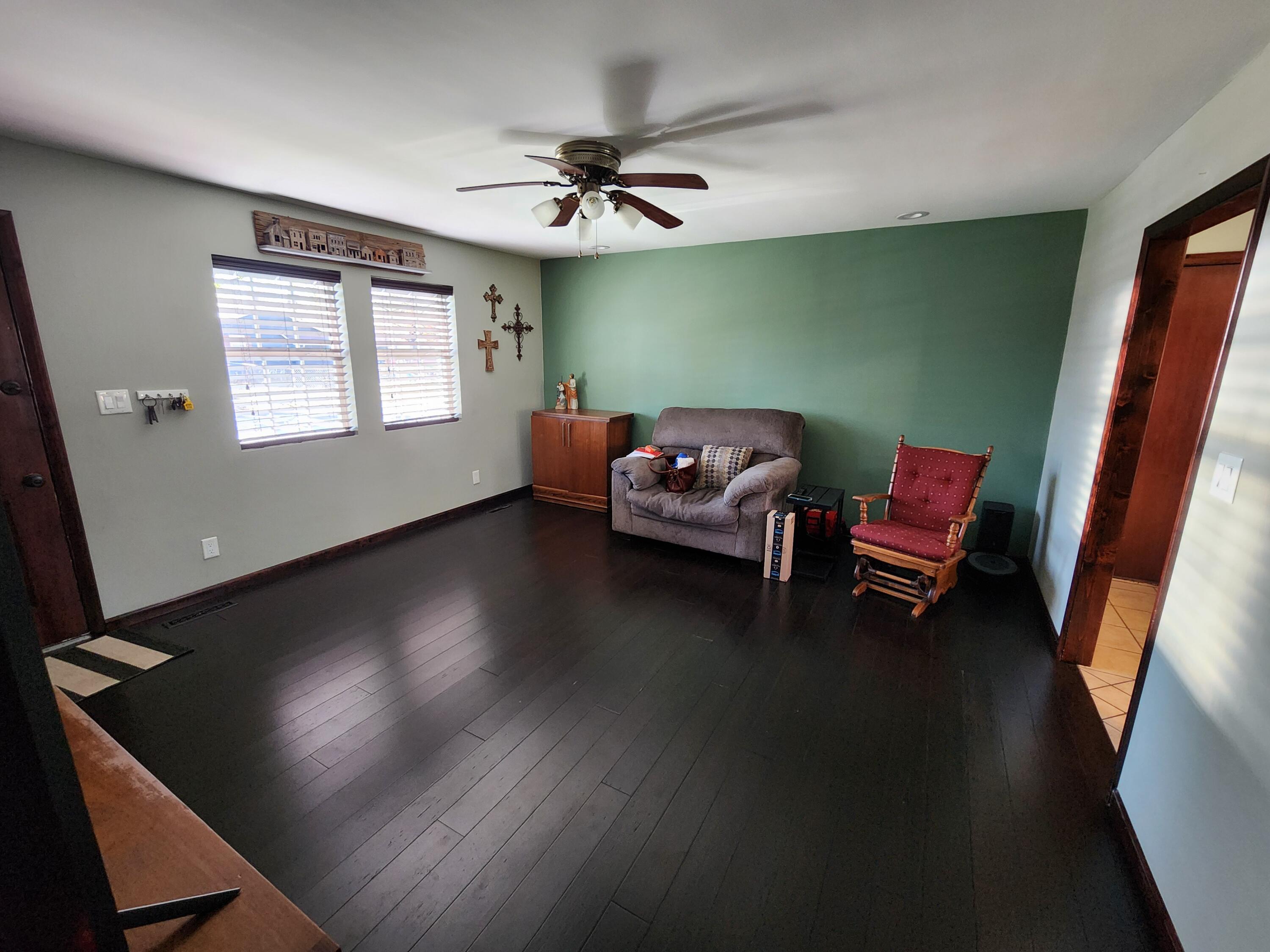 1104 Stratford Place