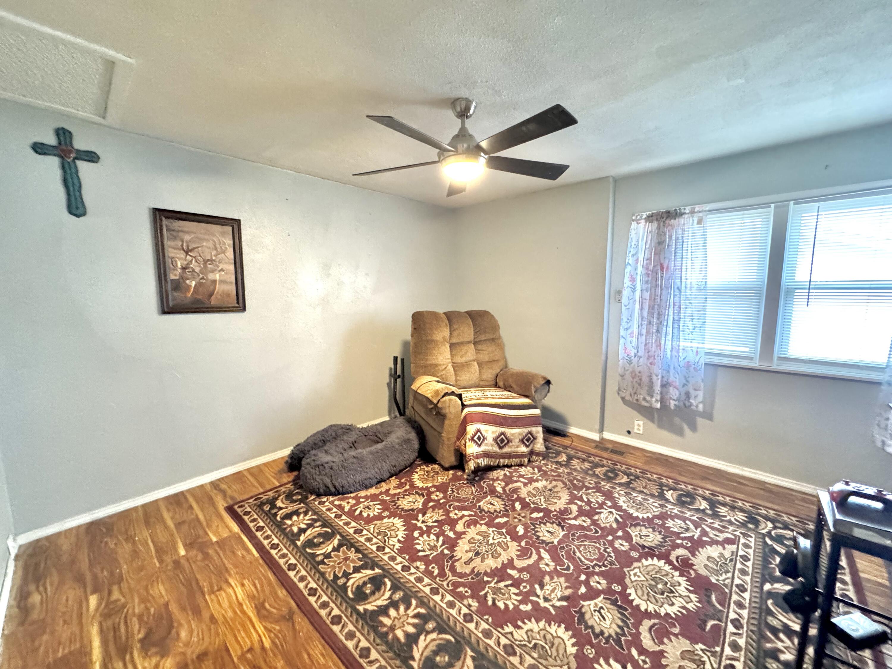 819 Southeast Boulevard