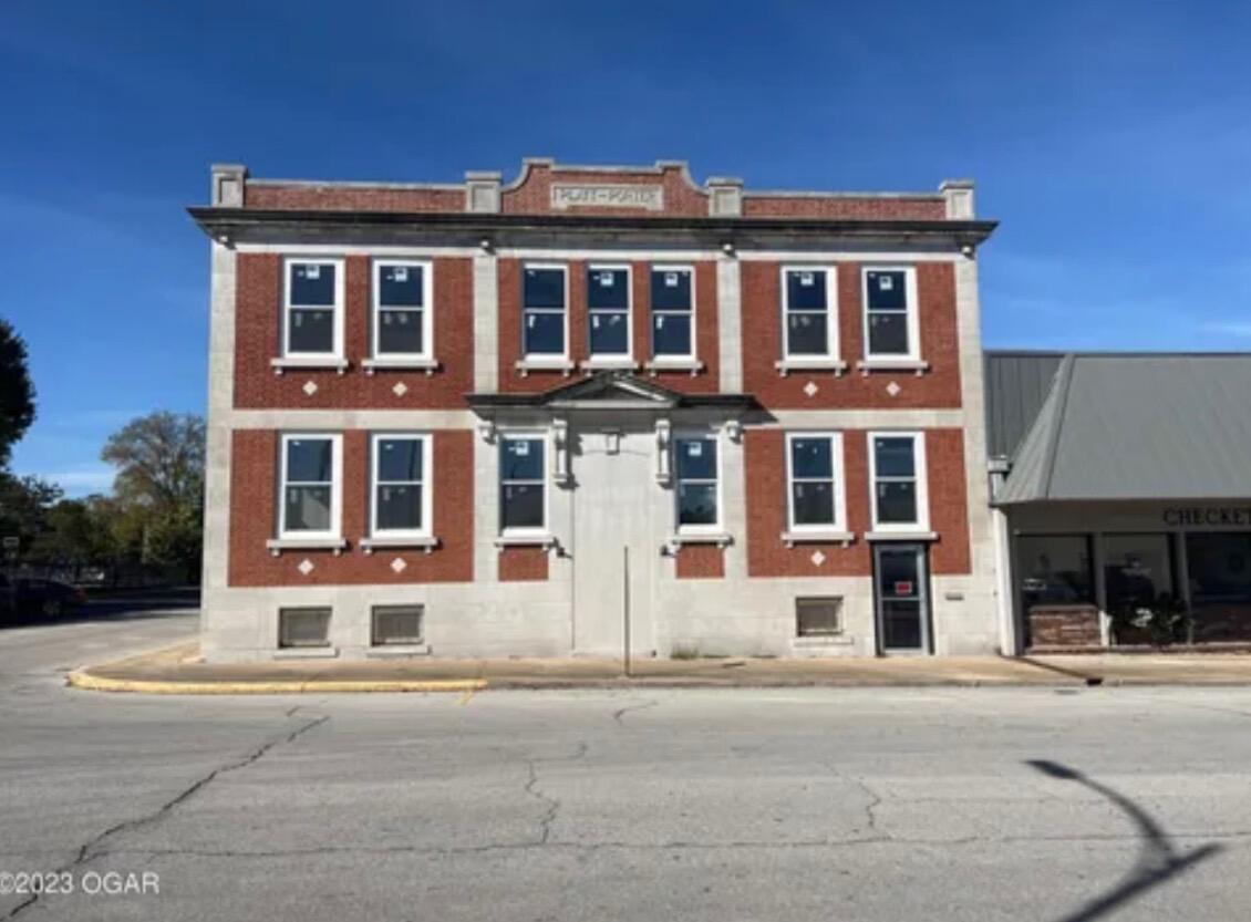 527 S Main Street