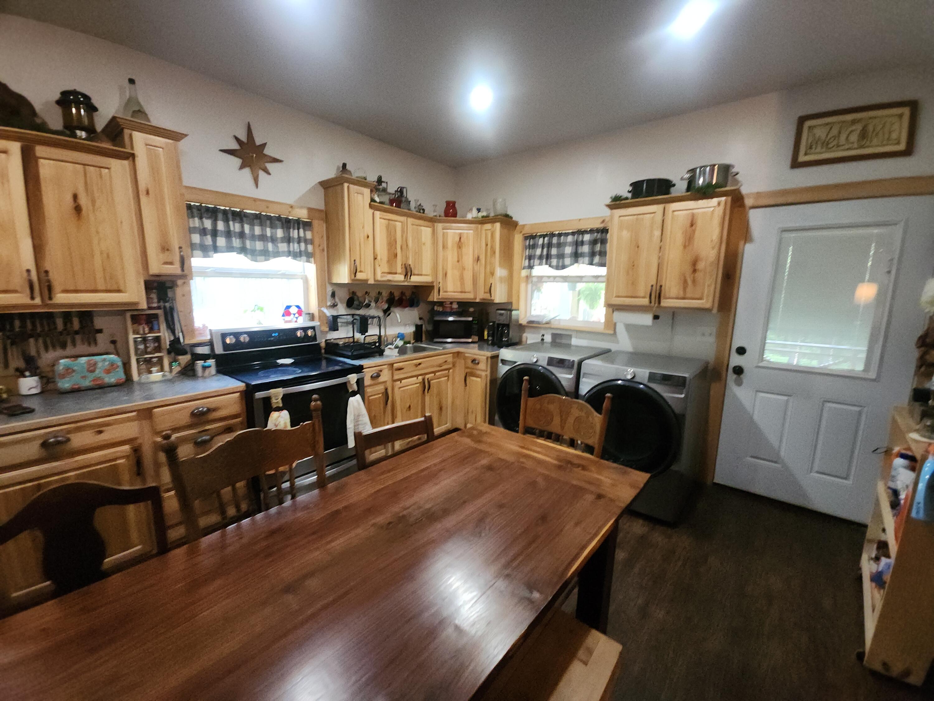 748 Puckett Road