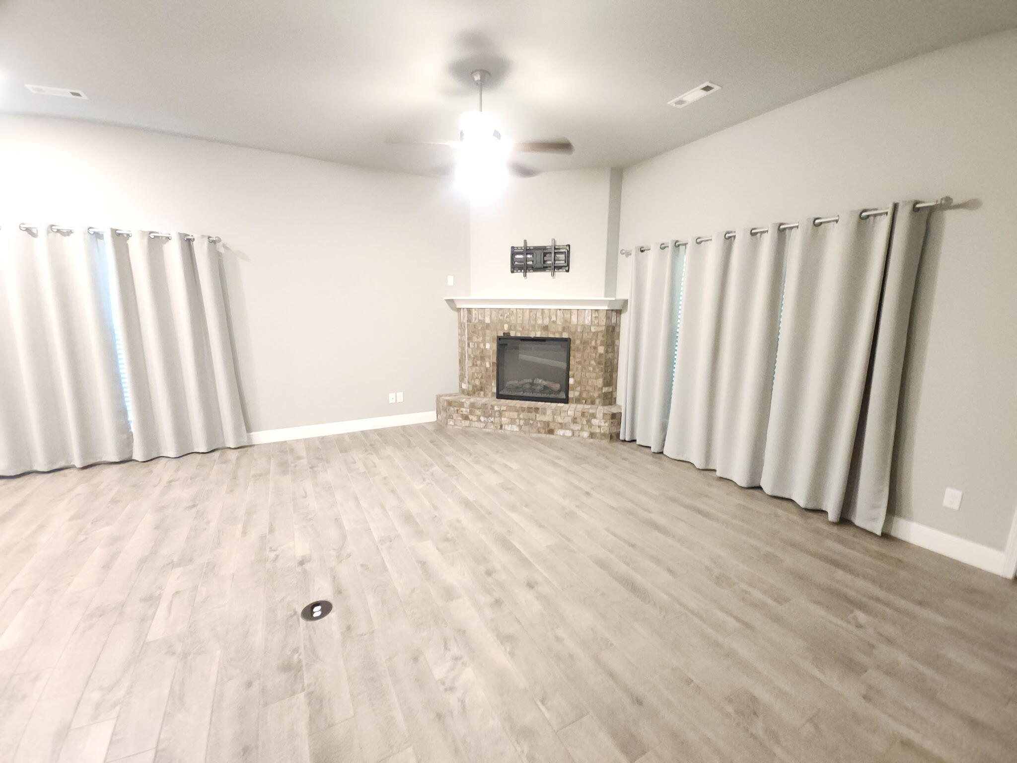 2122 Timbercrest Drive
